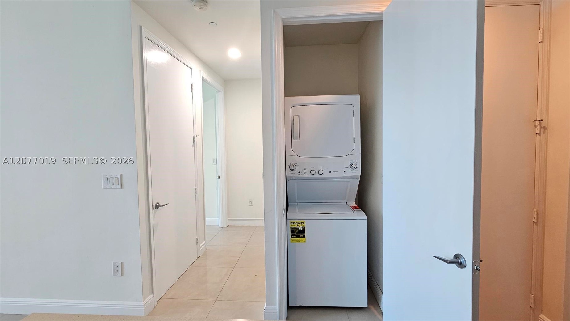 image 500 Brickell West67
