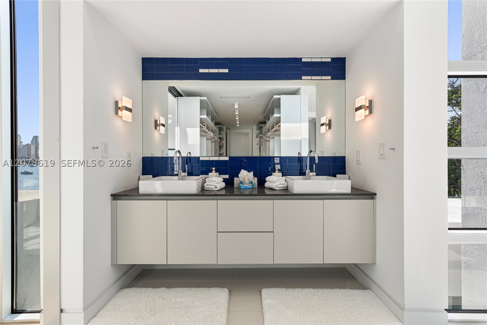 440 S Hibiscus Dr Miami Beach, FL 33139