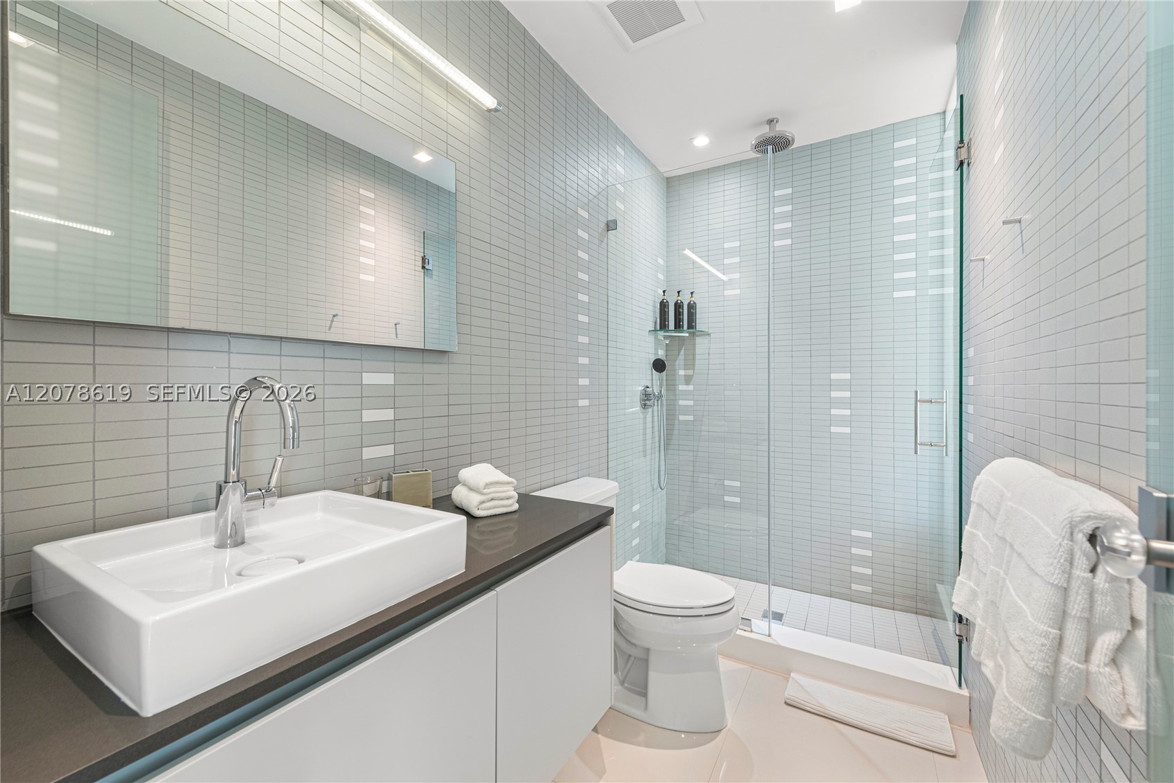440 S Hibiscus Dr Miami Beach, FL 33139