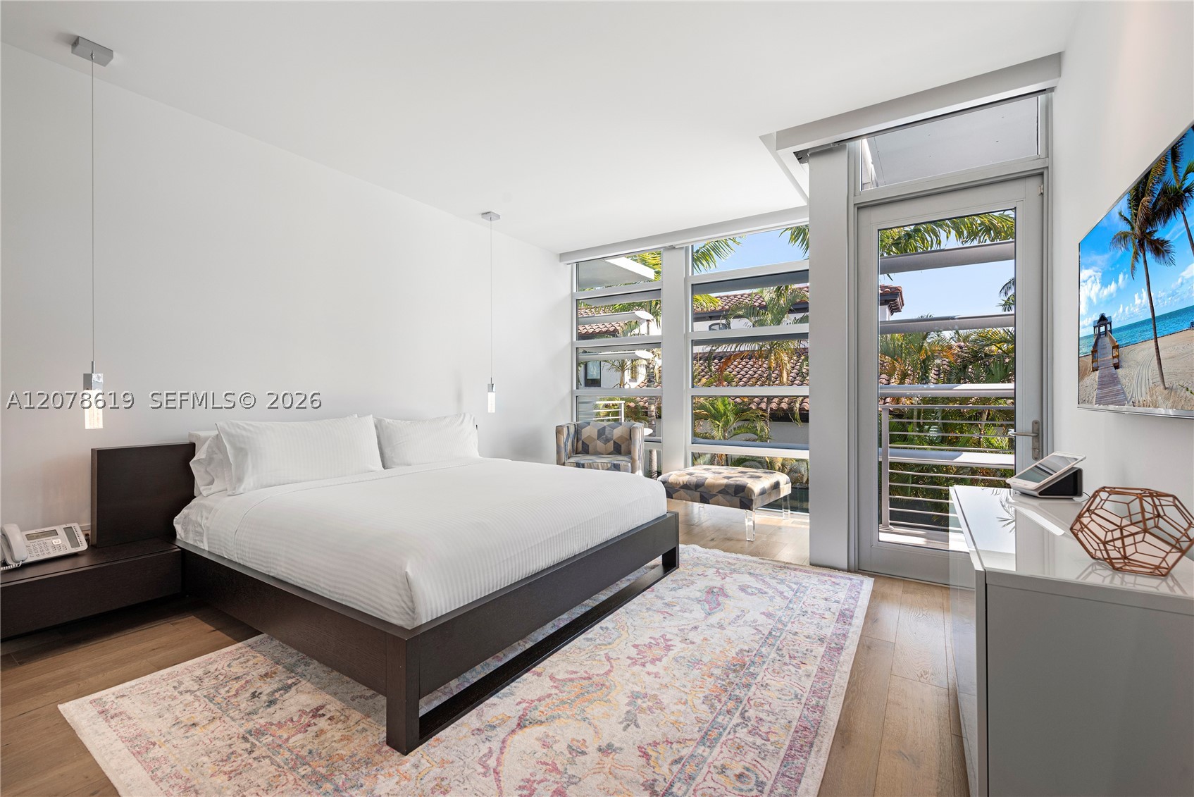 440 S Hibiscus Dr Miami Beach, FL 33139