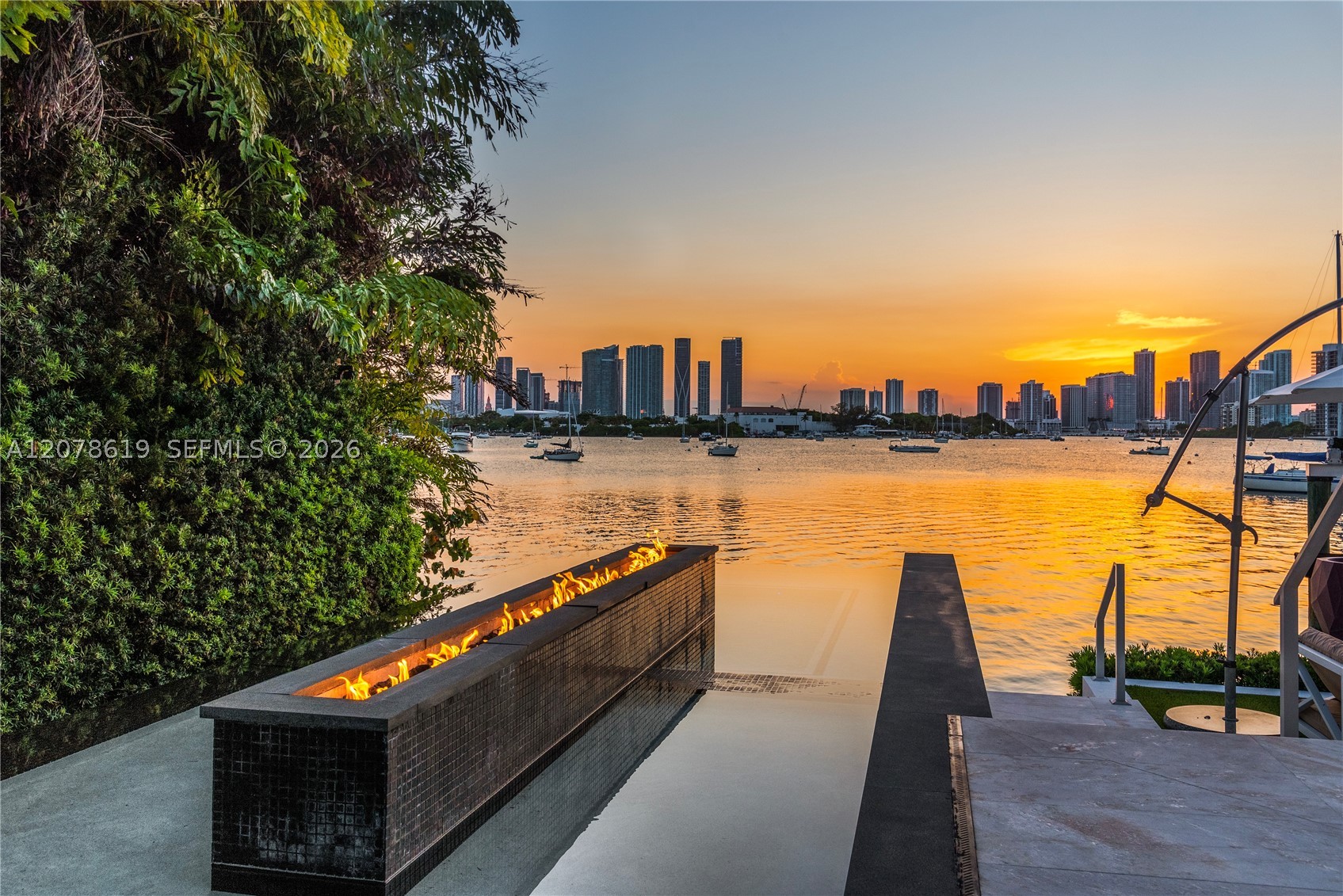 440 S Hibiscus Dr Miami Beach, FL 33139