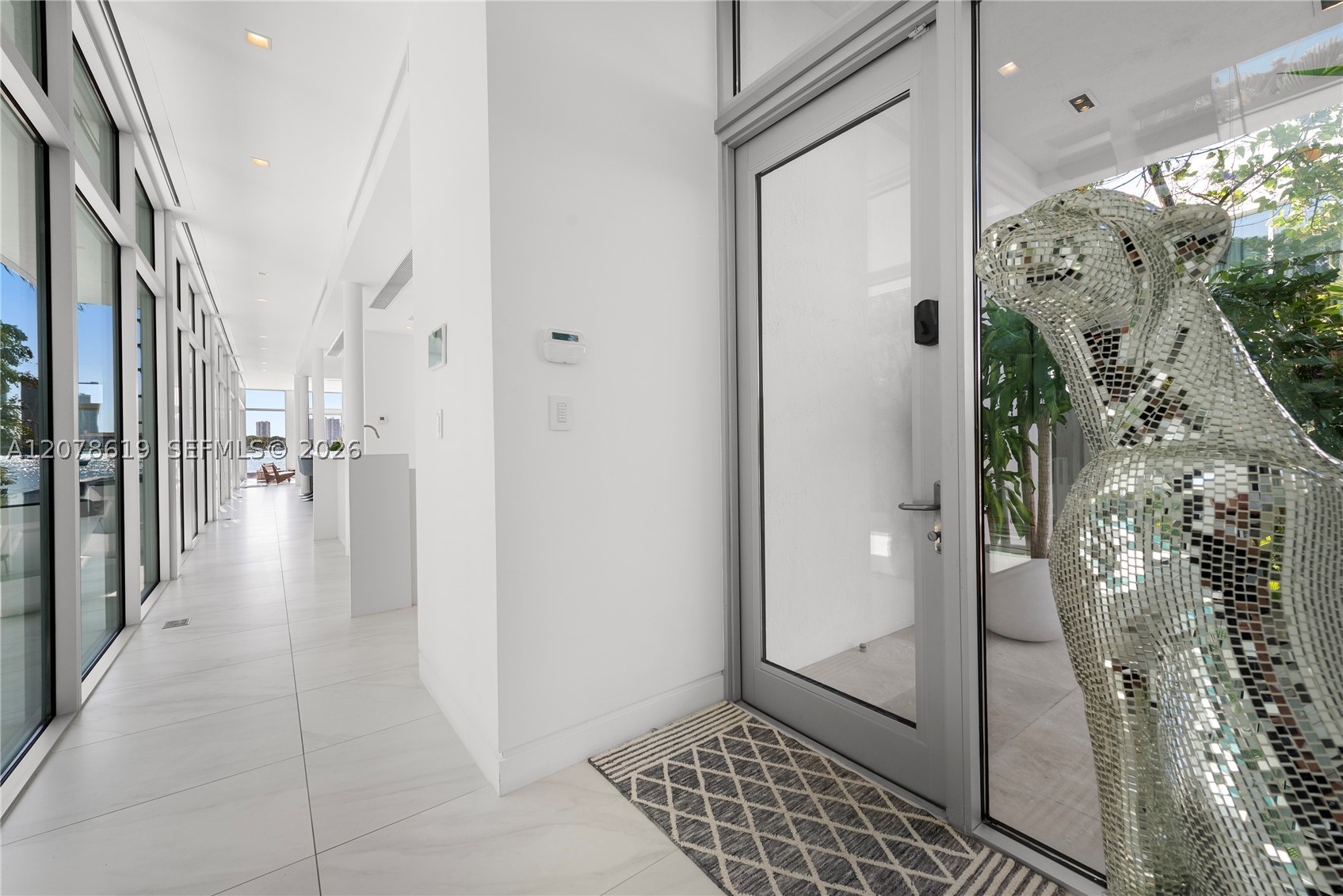 440 S Hibiscus Dr Miami Beach, FL 33139