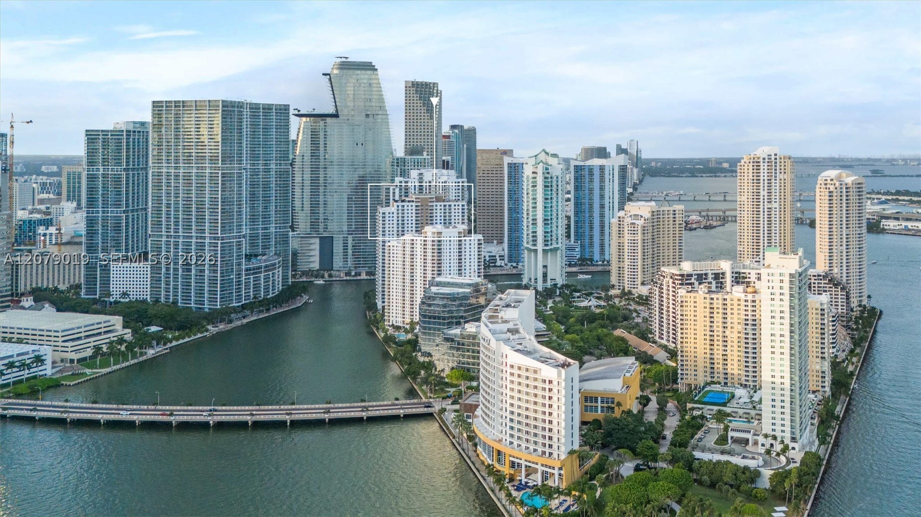 image Courts Brickell Key1