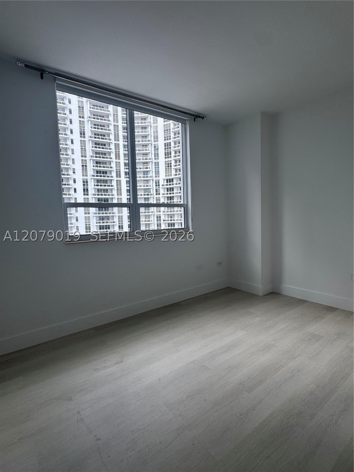 image Courts Brickell Key22