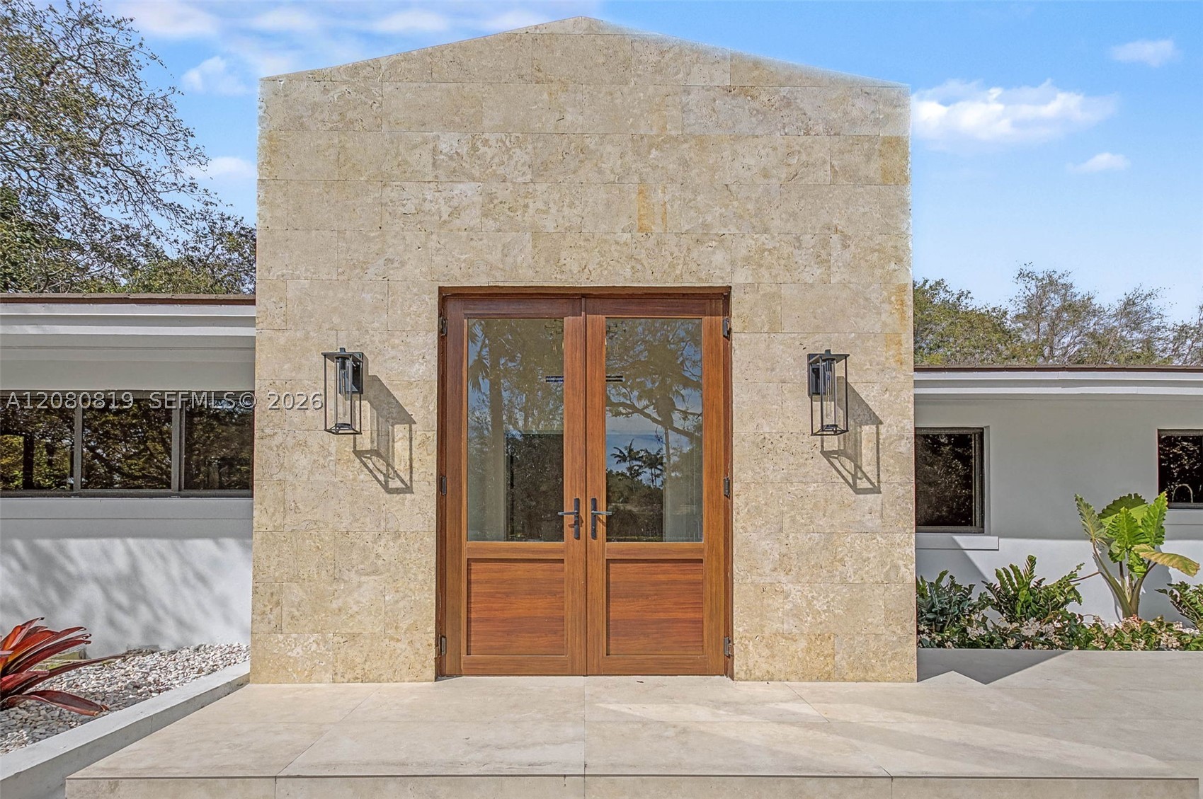 12940 SW 73rd Ave Pinecrest, FL 33156