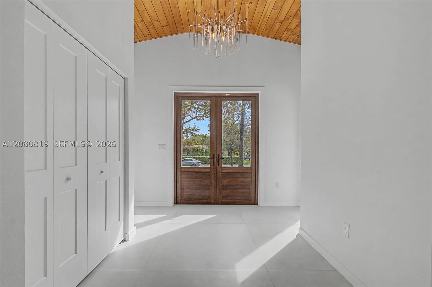 12940 SW 73rd Ave Pinecrest, FL 33156