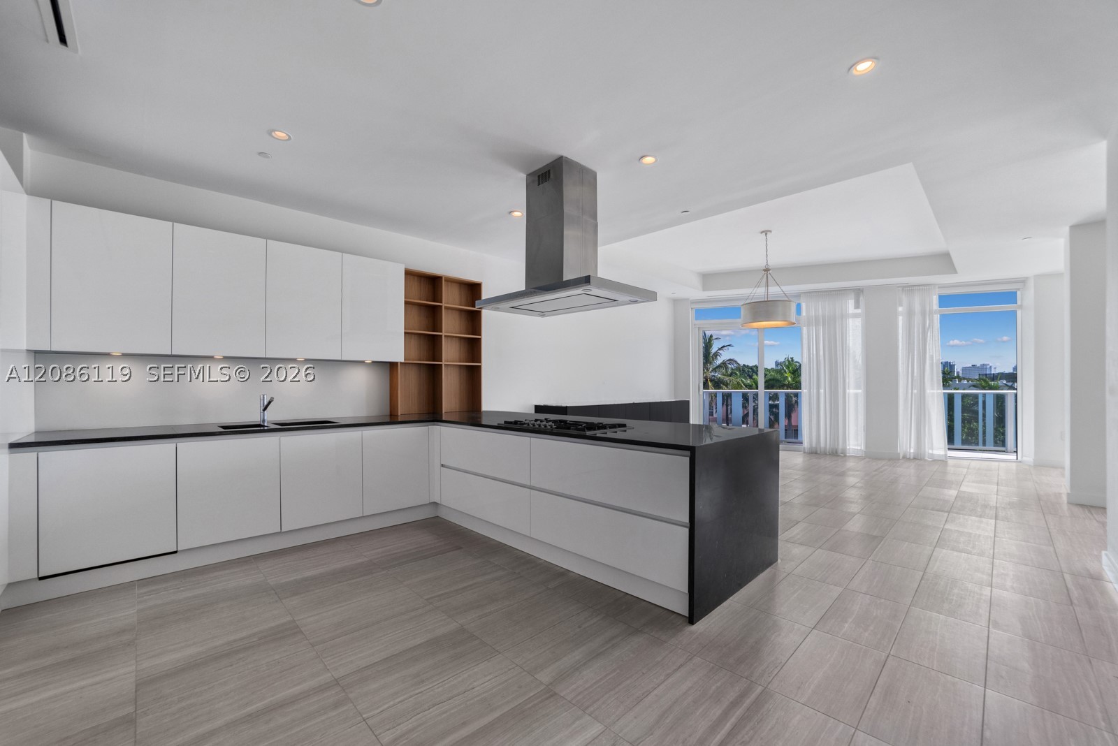 image Ritz-Carlton Residences Miami Beach9