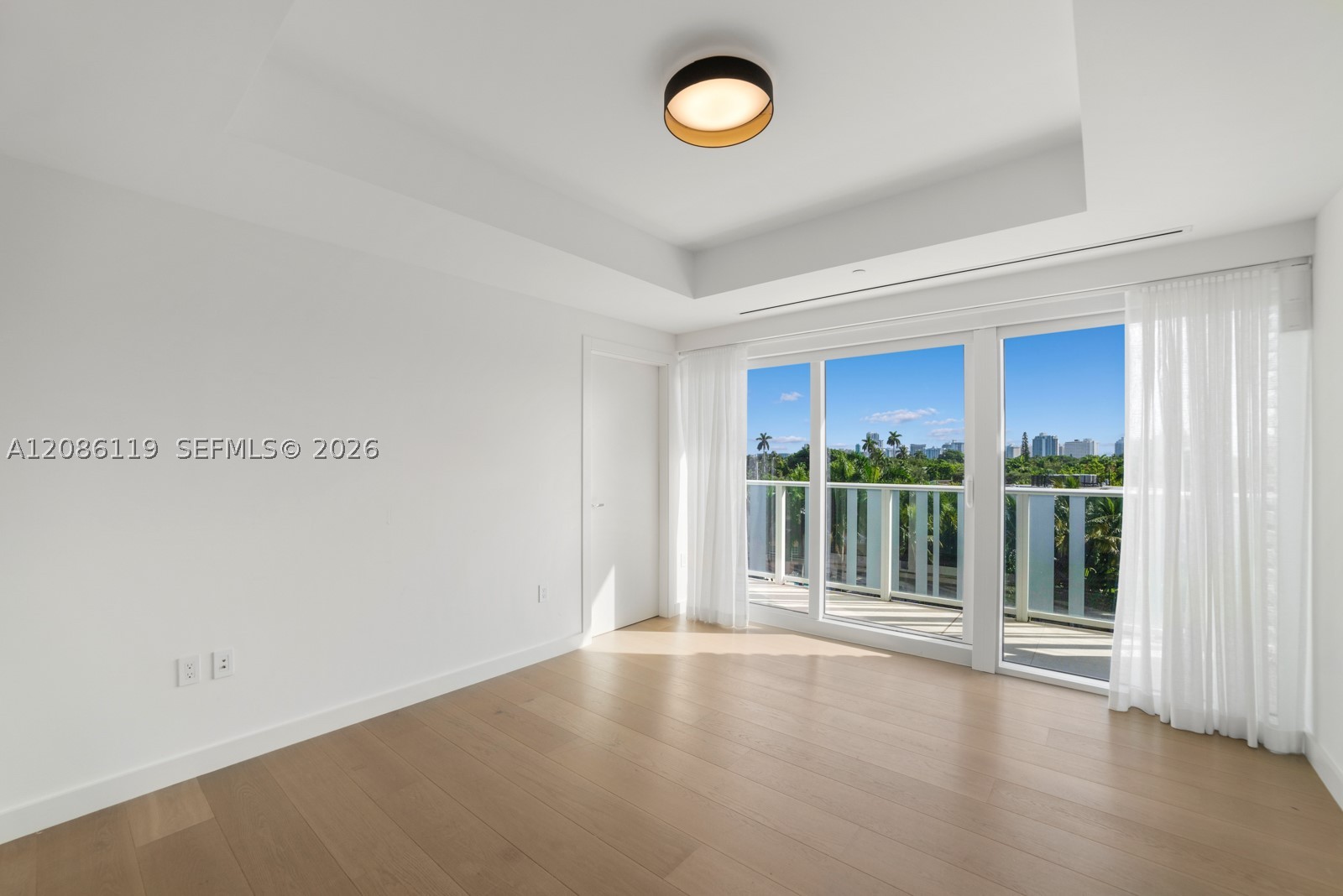 image Ritz-Carlton Residences Miami Beach19