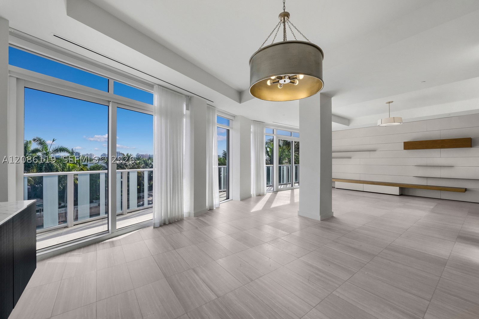 image Ritz-Carlton Residences Miami Beach5