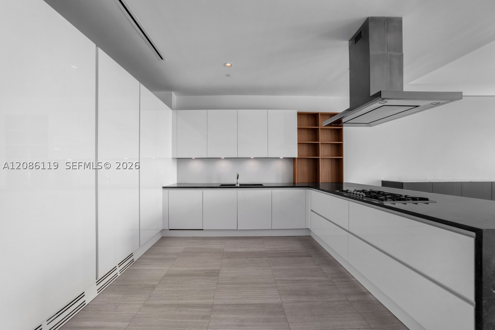 image Ritz-Carlton Residences Miami Beach8