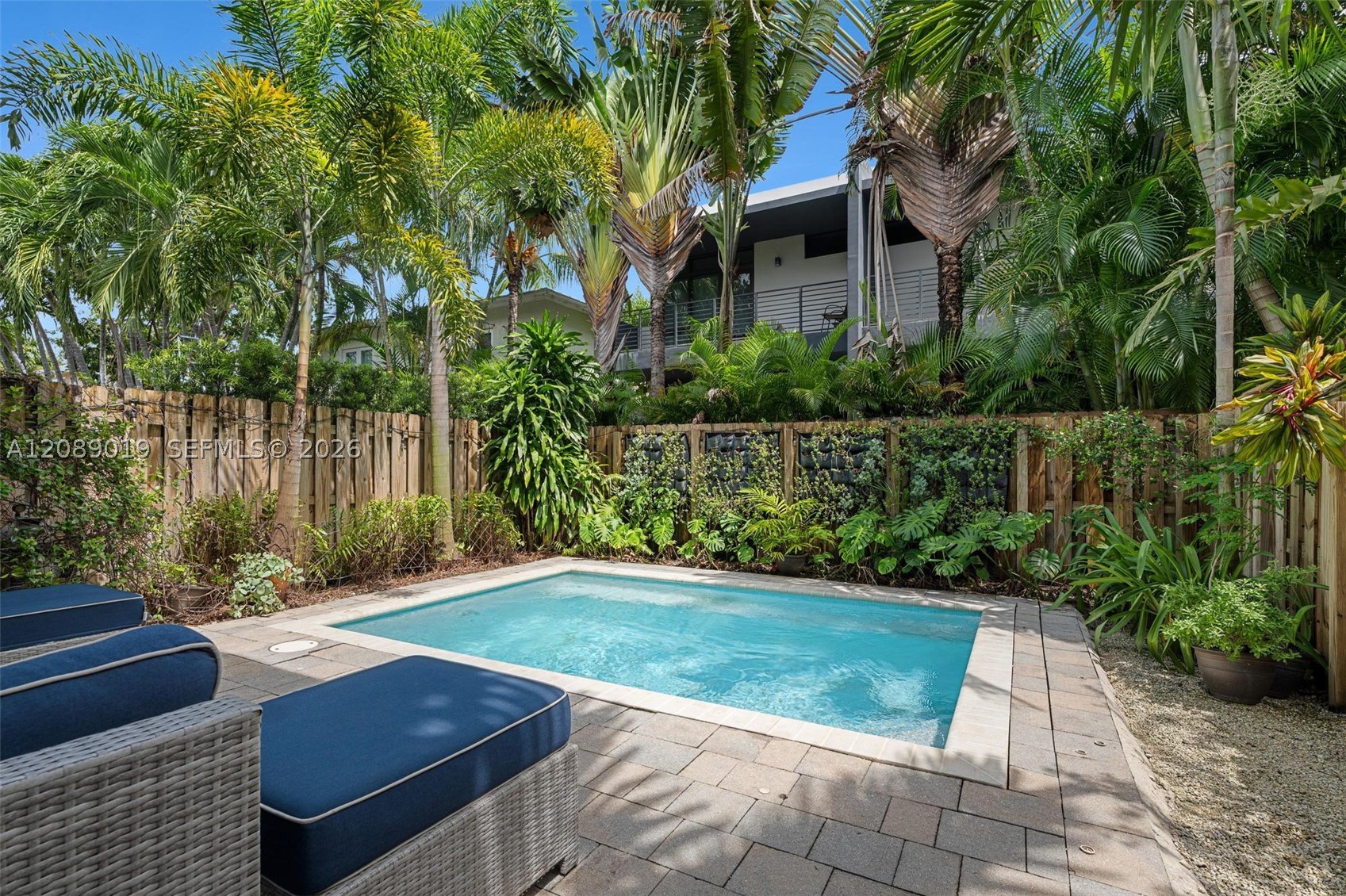 3139 Hibiscus St #3139 Miami, FL 33133