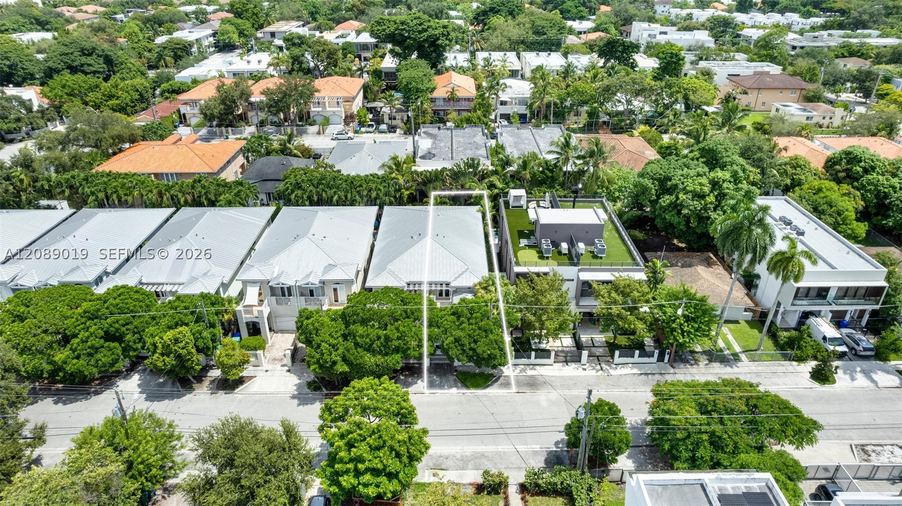 3139 Hibiscus St #3139 Miami, FL 33133