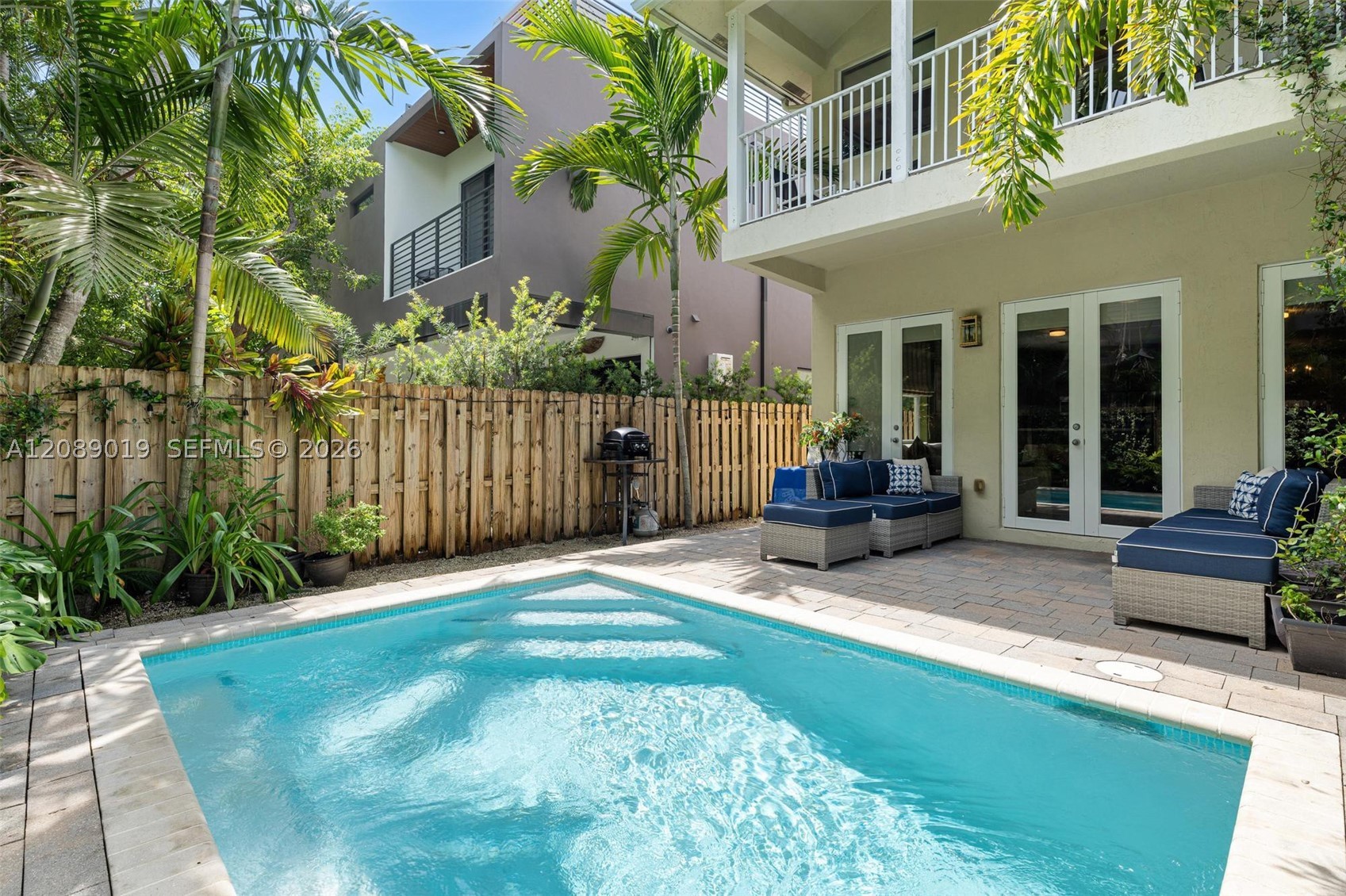 3139 Hibiscus St #3139 Miami, FL 33133