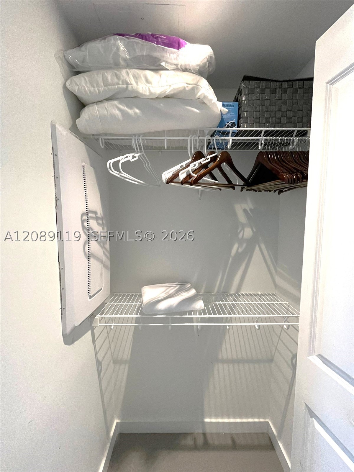 image Canvas9