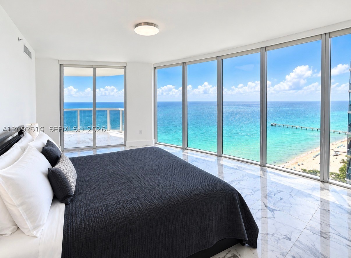 image Ocean Four13