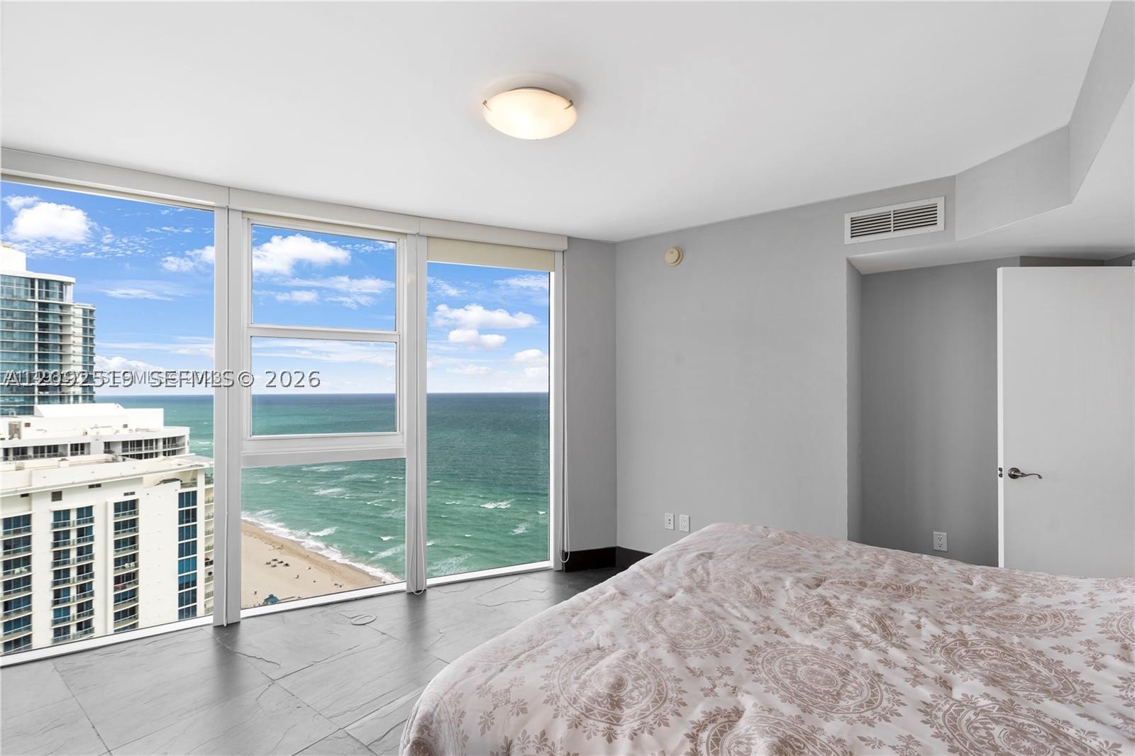 image Ocean Four25