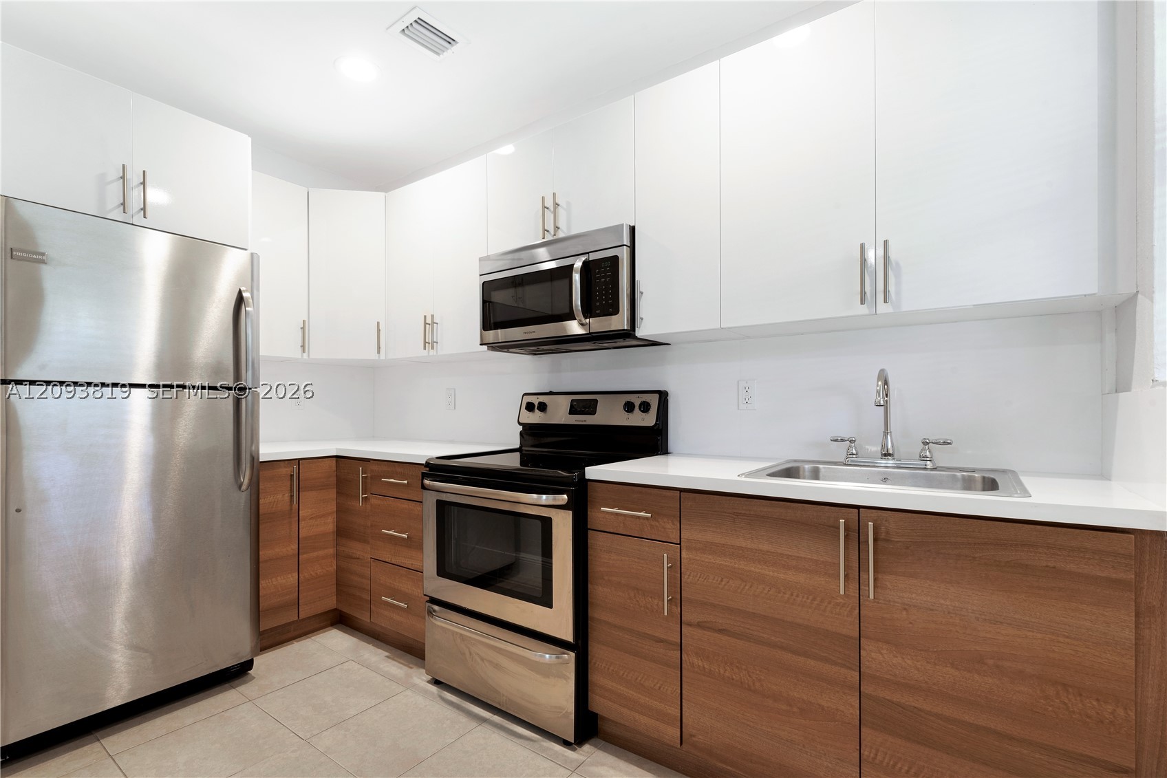 214 Salamanca Ave #3
