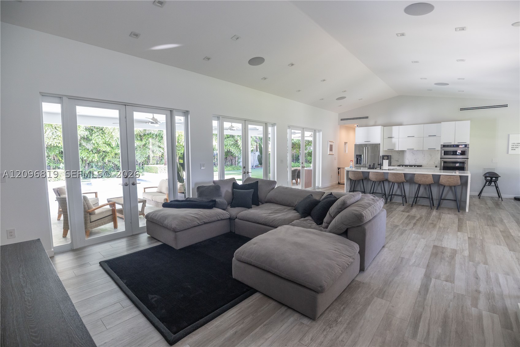 7985 SW 99th St Miami, FL 33156