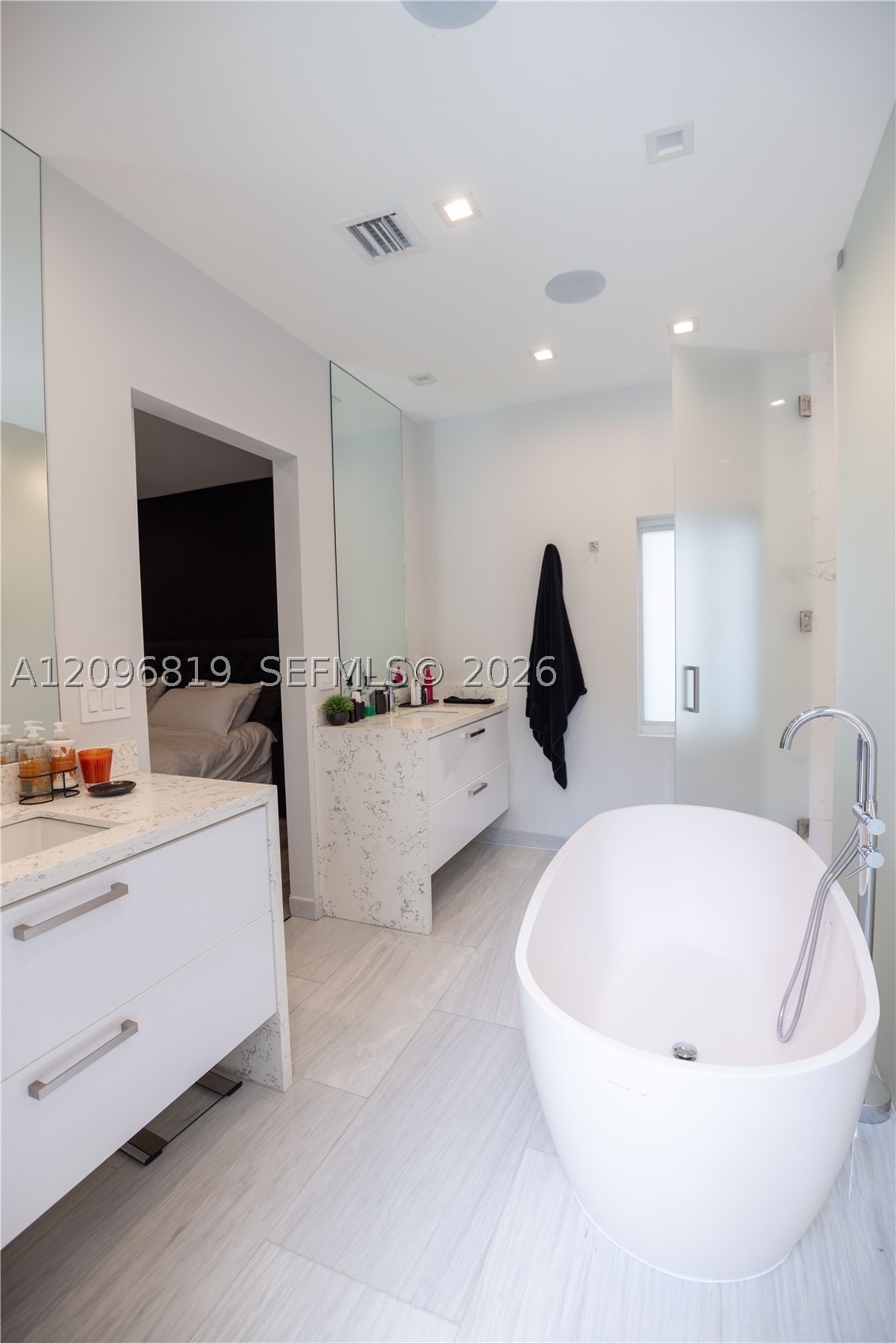 7985 SW 99th St Miami, FL 33156