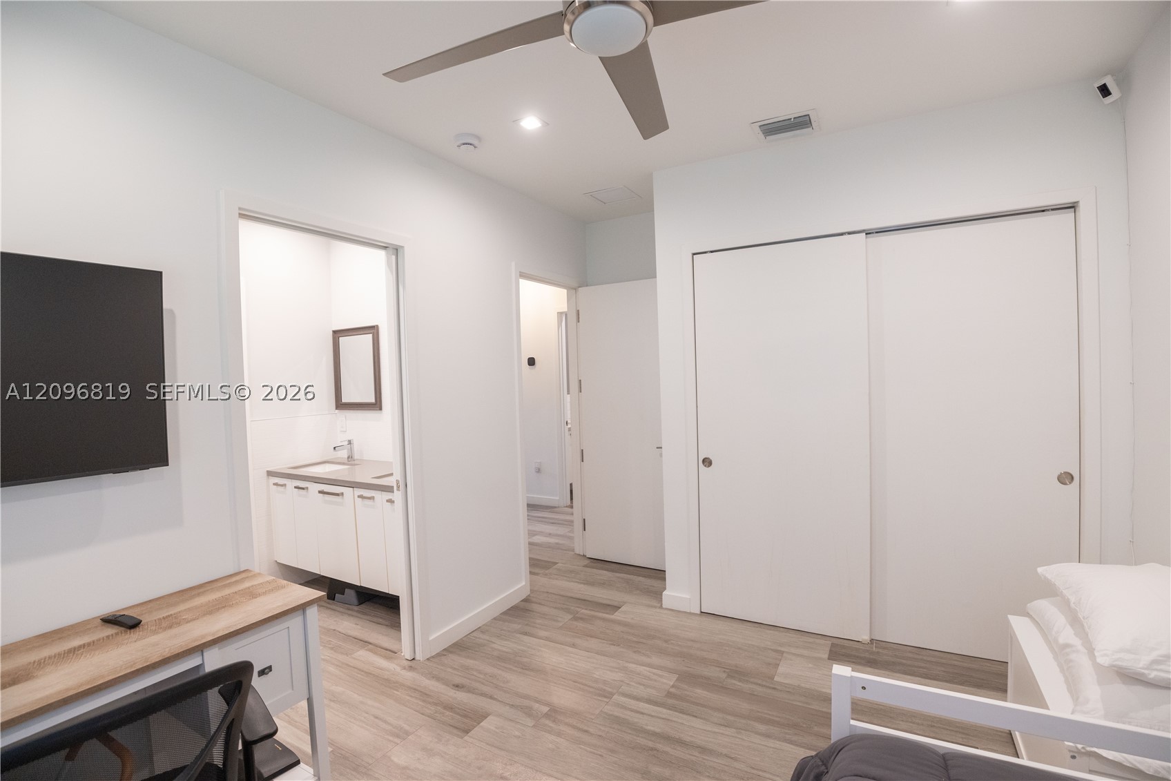 7985 SW 99th St Miami, FL 33156
