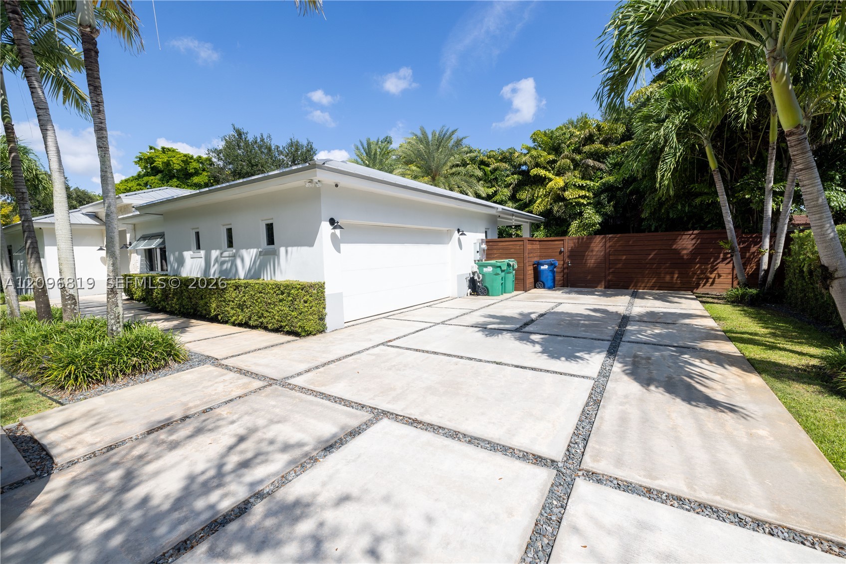 7985 SW 99th St Miami, FL 33156