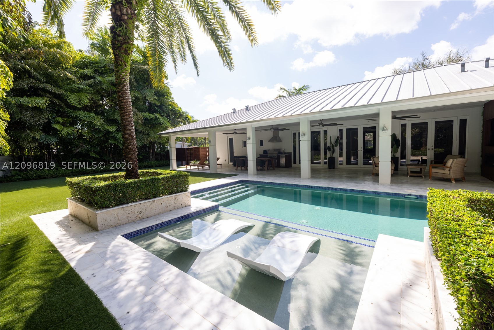 7985 SW 99th St Miami, FL 33156