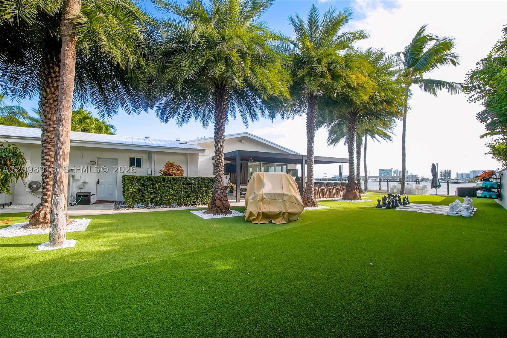 1242 NE 81st Ter Miami, FL 33138