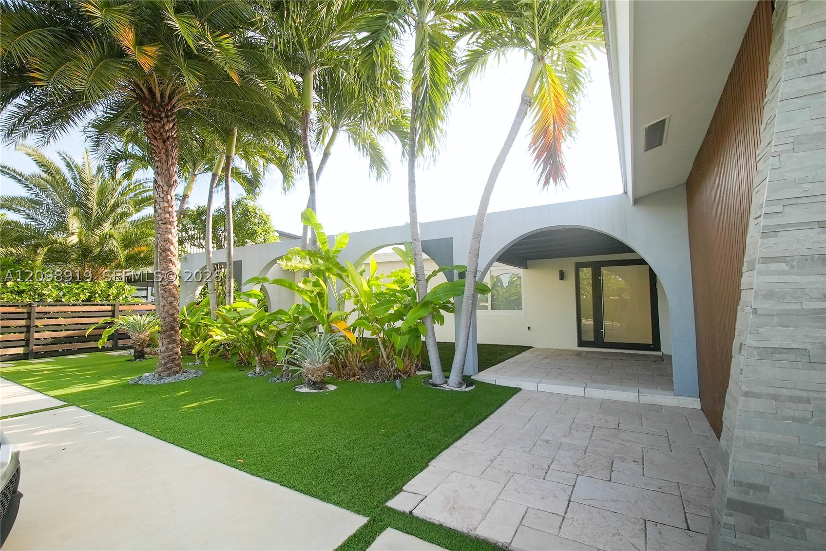 1242 NE 81st Ter Miami, FL 33138