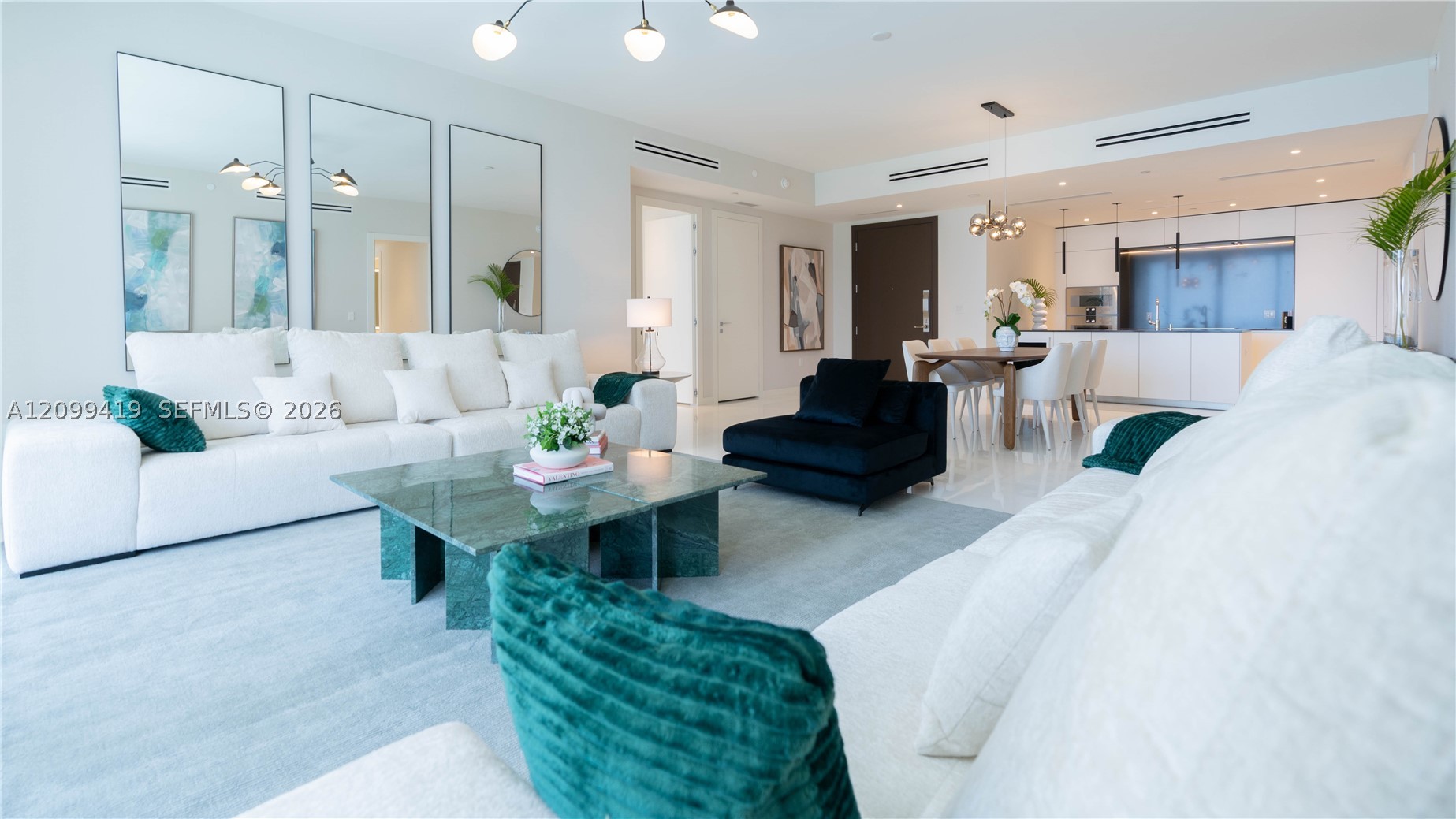 image Aston Martin Residences10