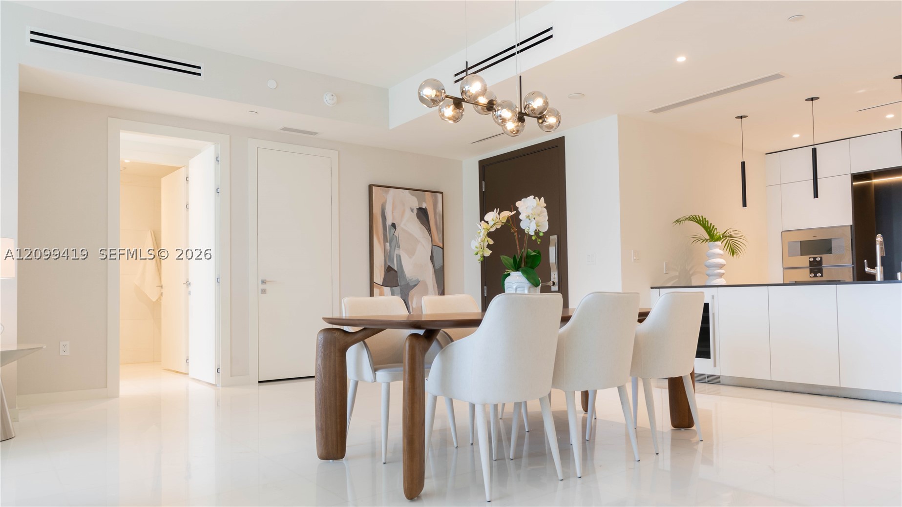 image Aston Martin Residences14