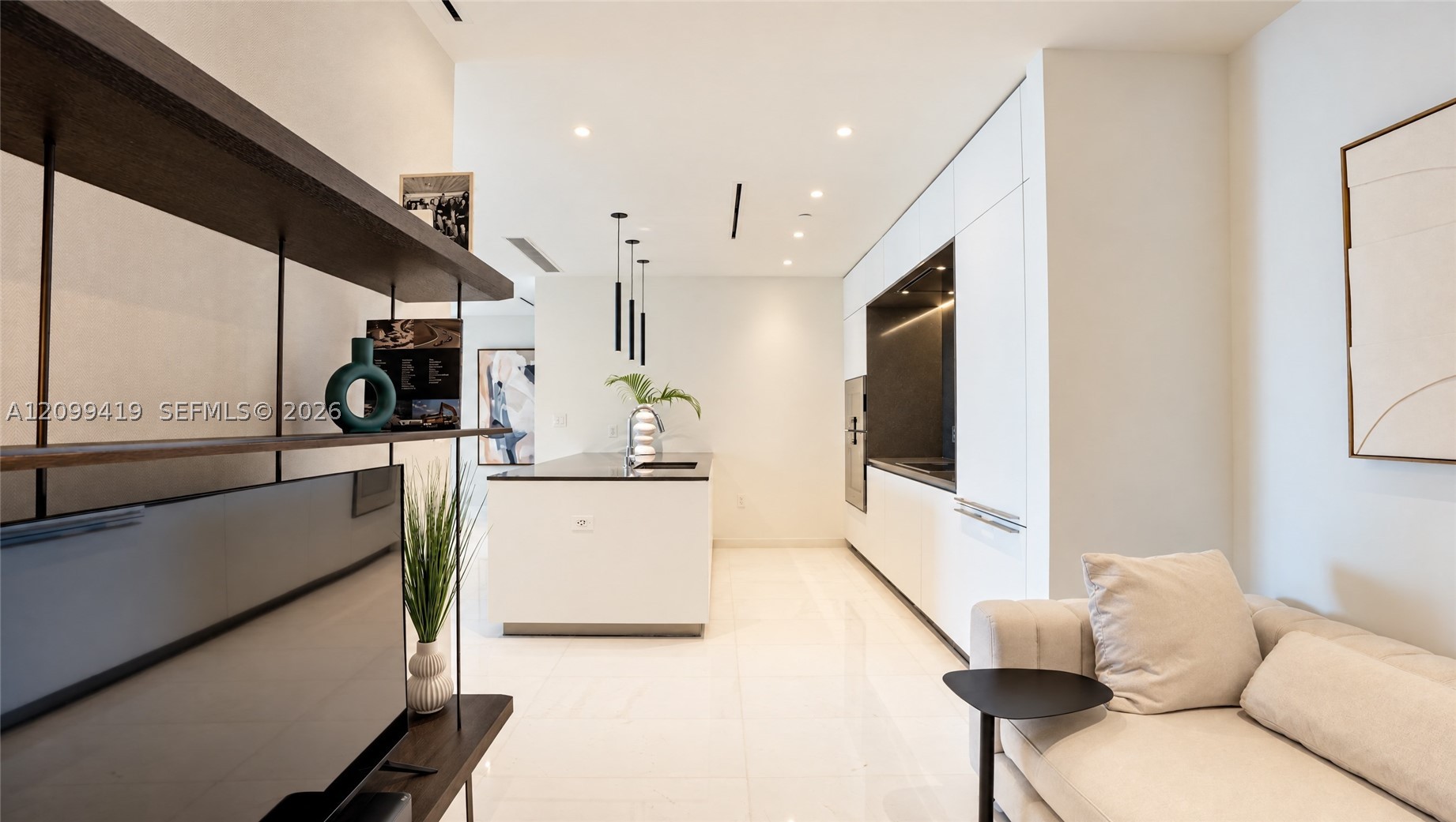 image Aston Martin Residences16
