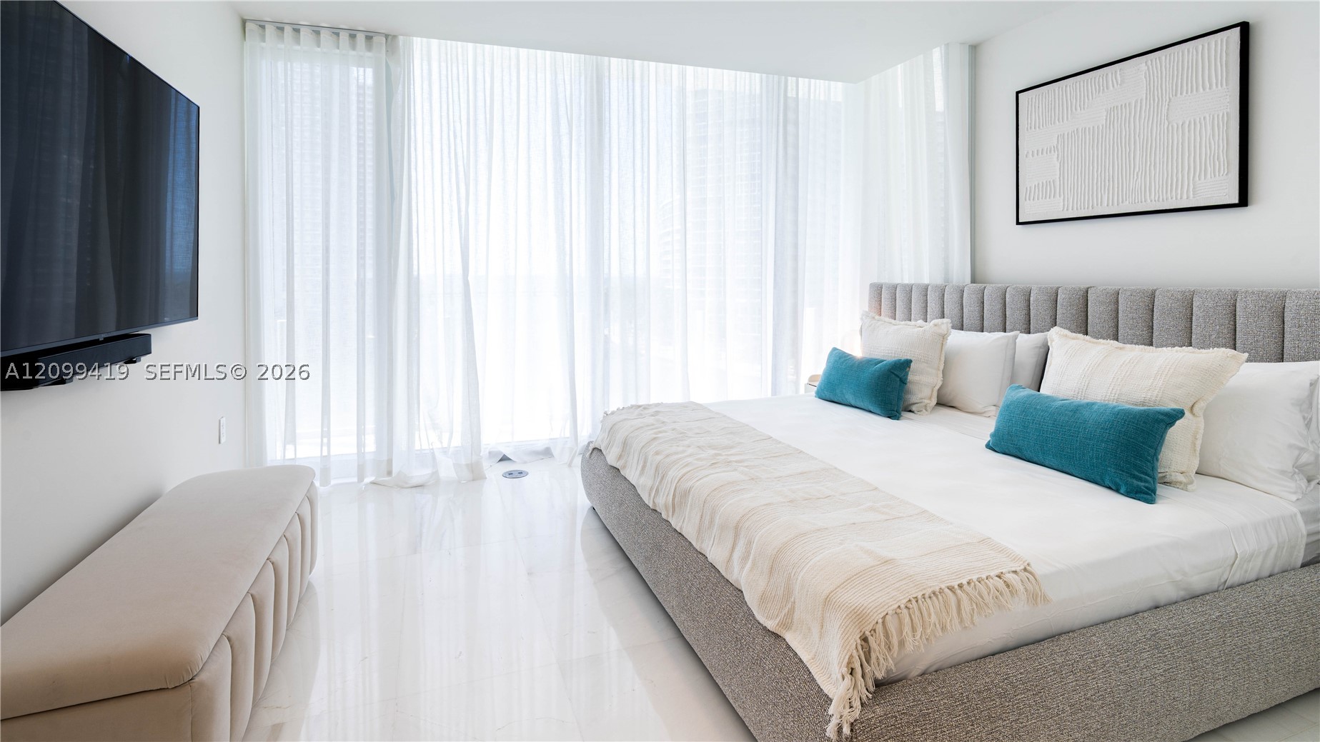 image Aston Martin Residences22