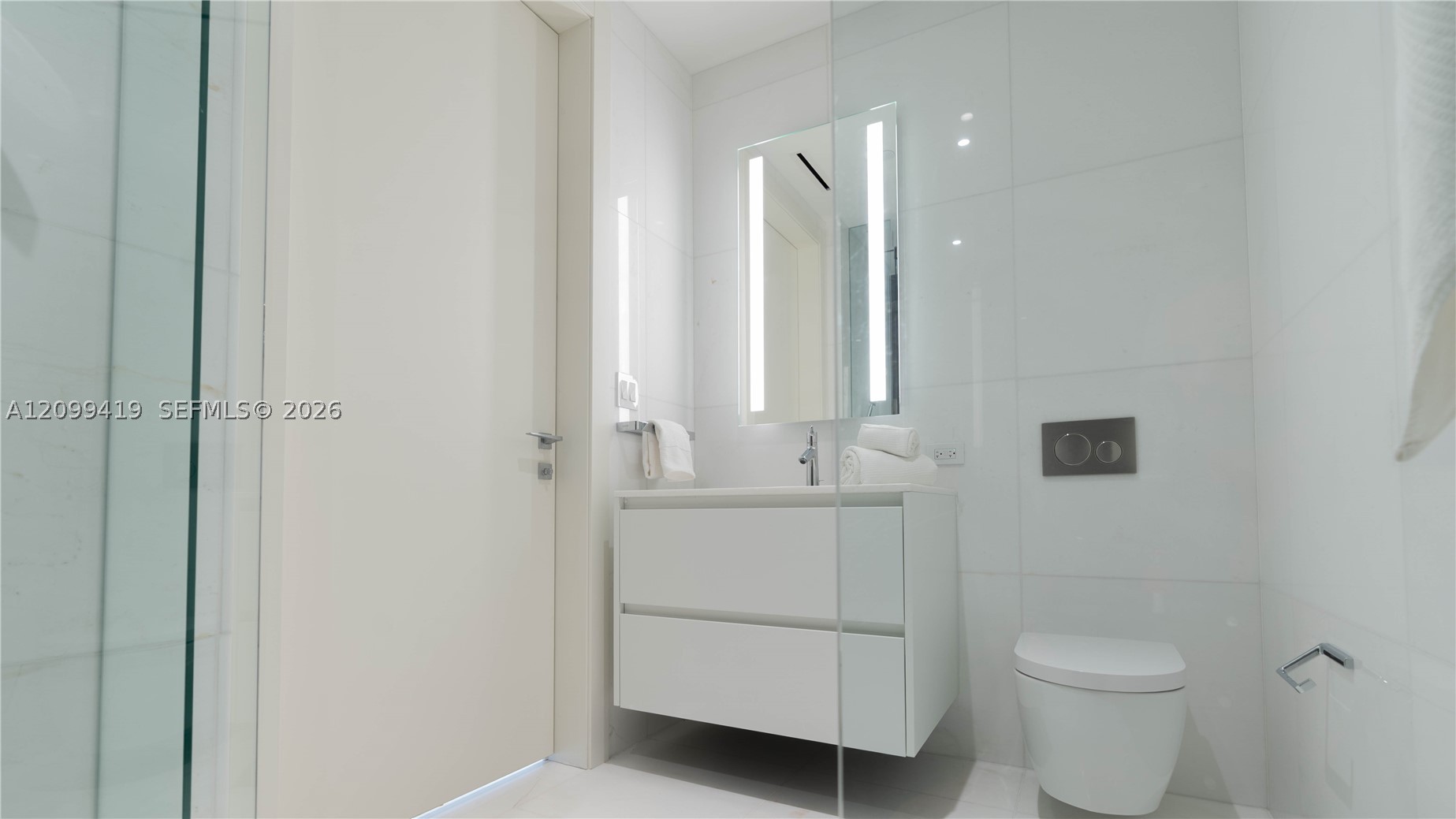 image Aston Martin Residences31