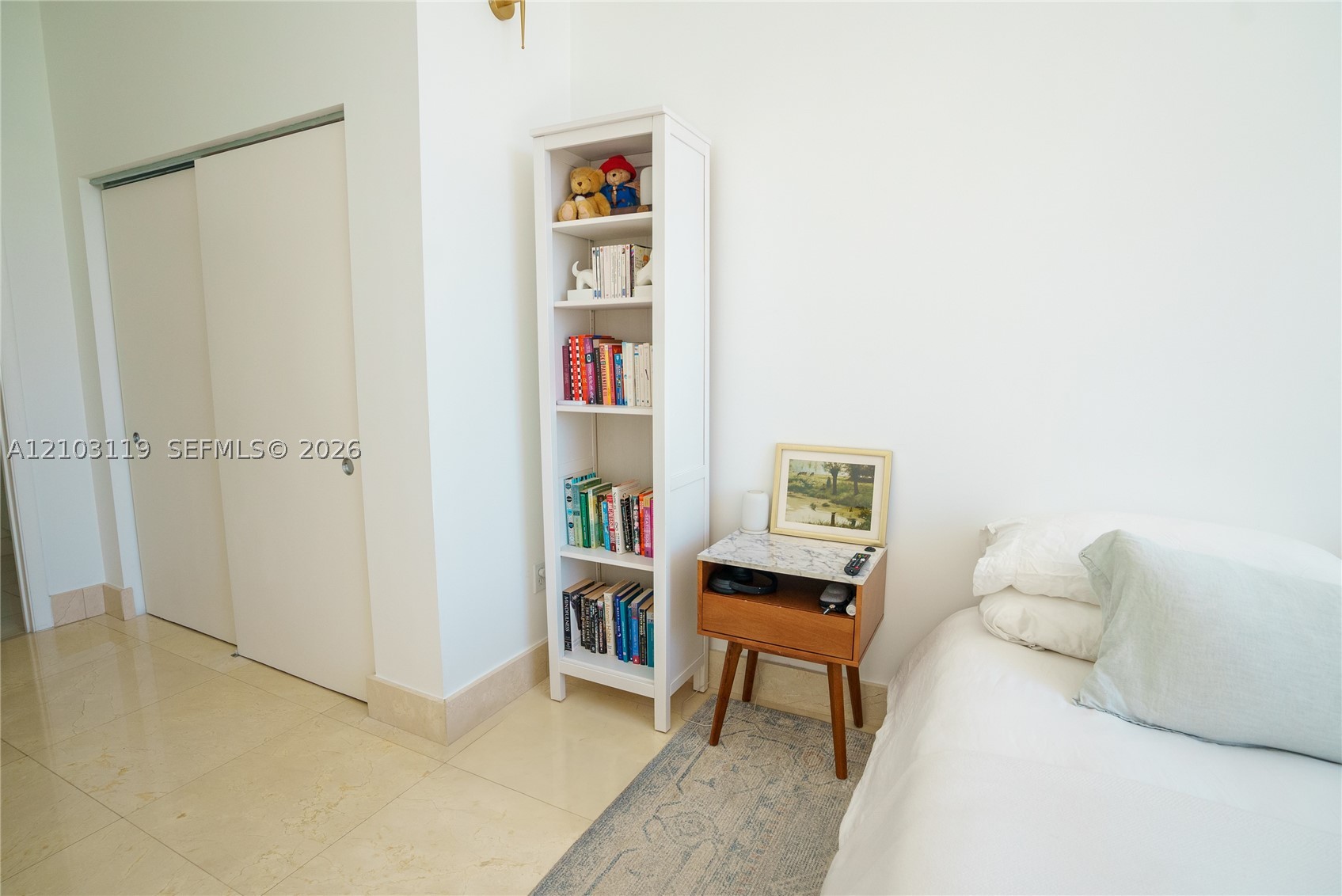 image Meridian Lofts18