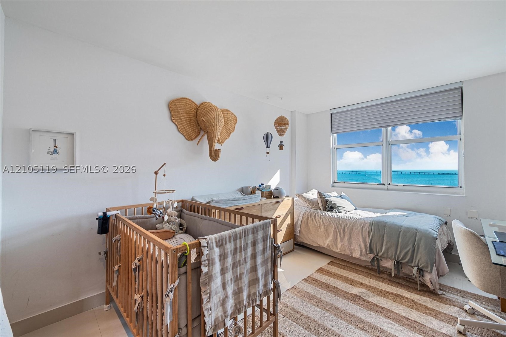 image Isola8
