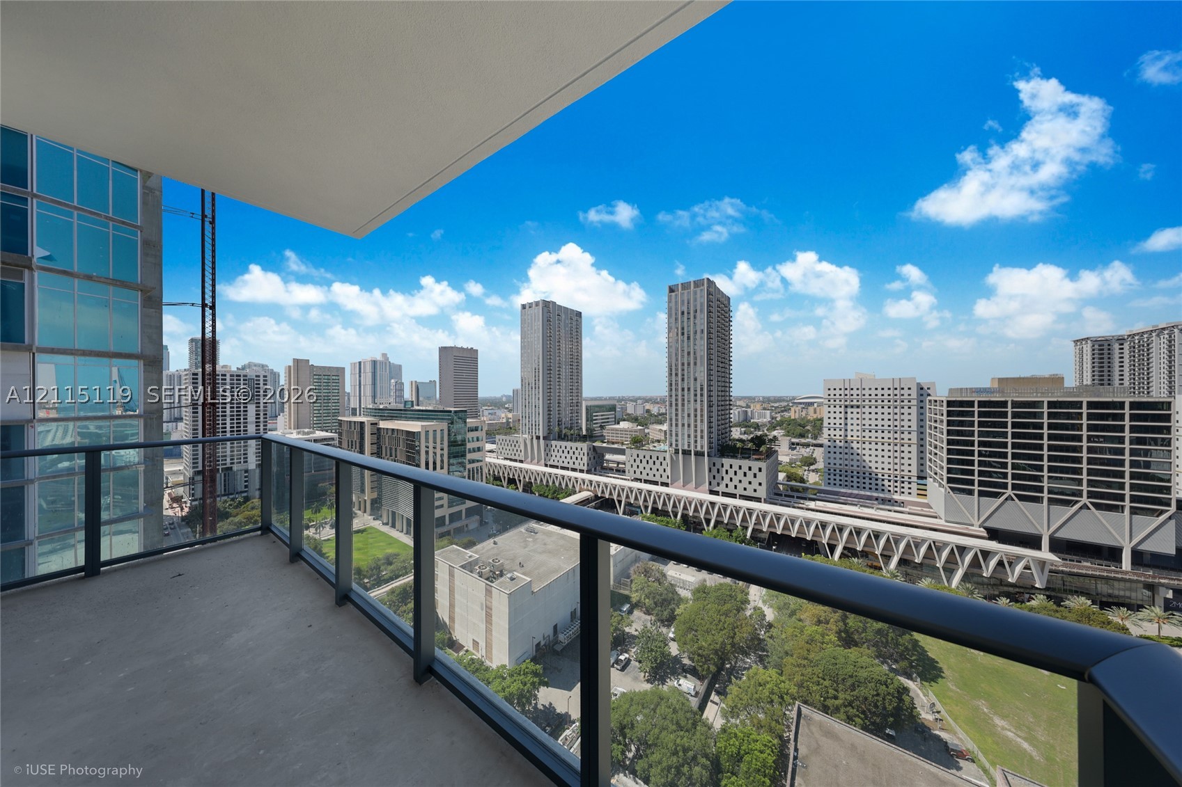 11 NE 6th St #2601
