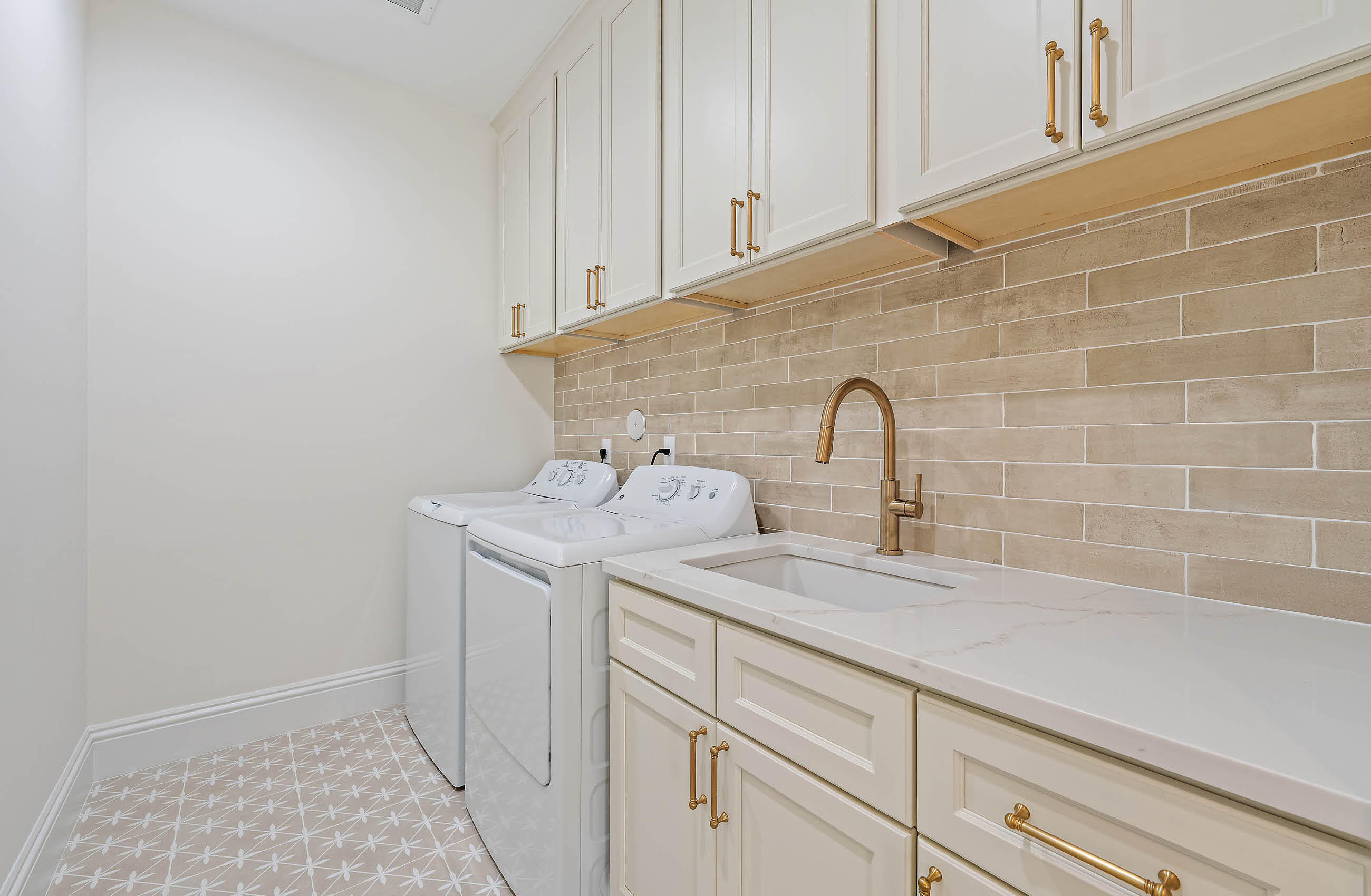 8184 SE Old Plantation Jupiter, FL 33458