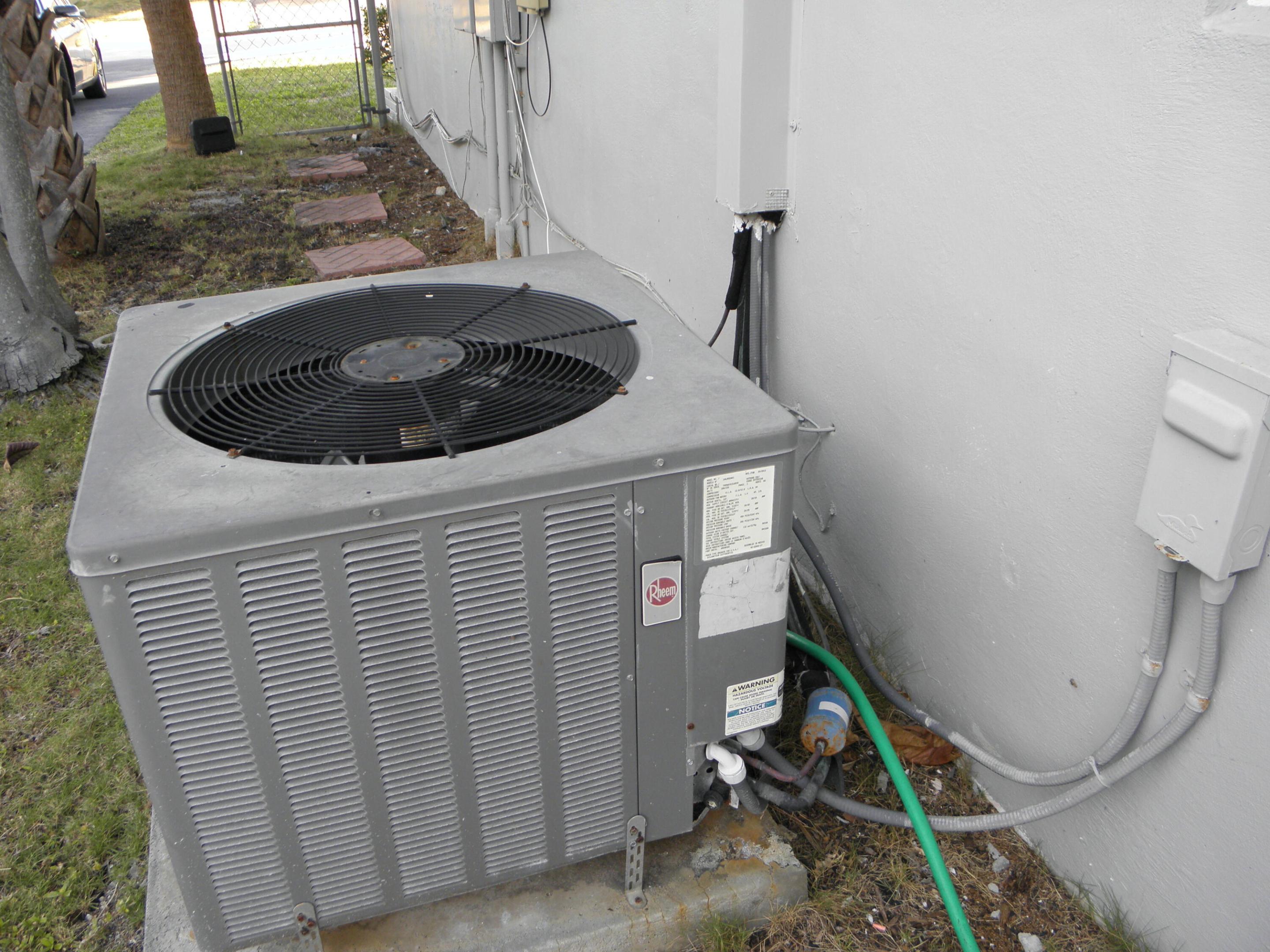 3220-3224 NE 26th Fort Lauderdale, FL 33305