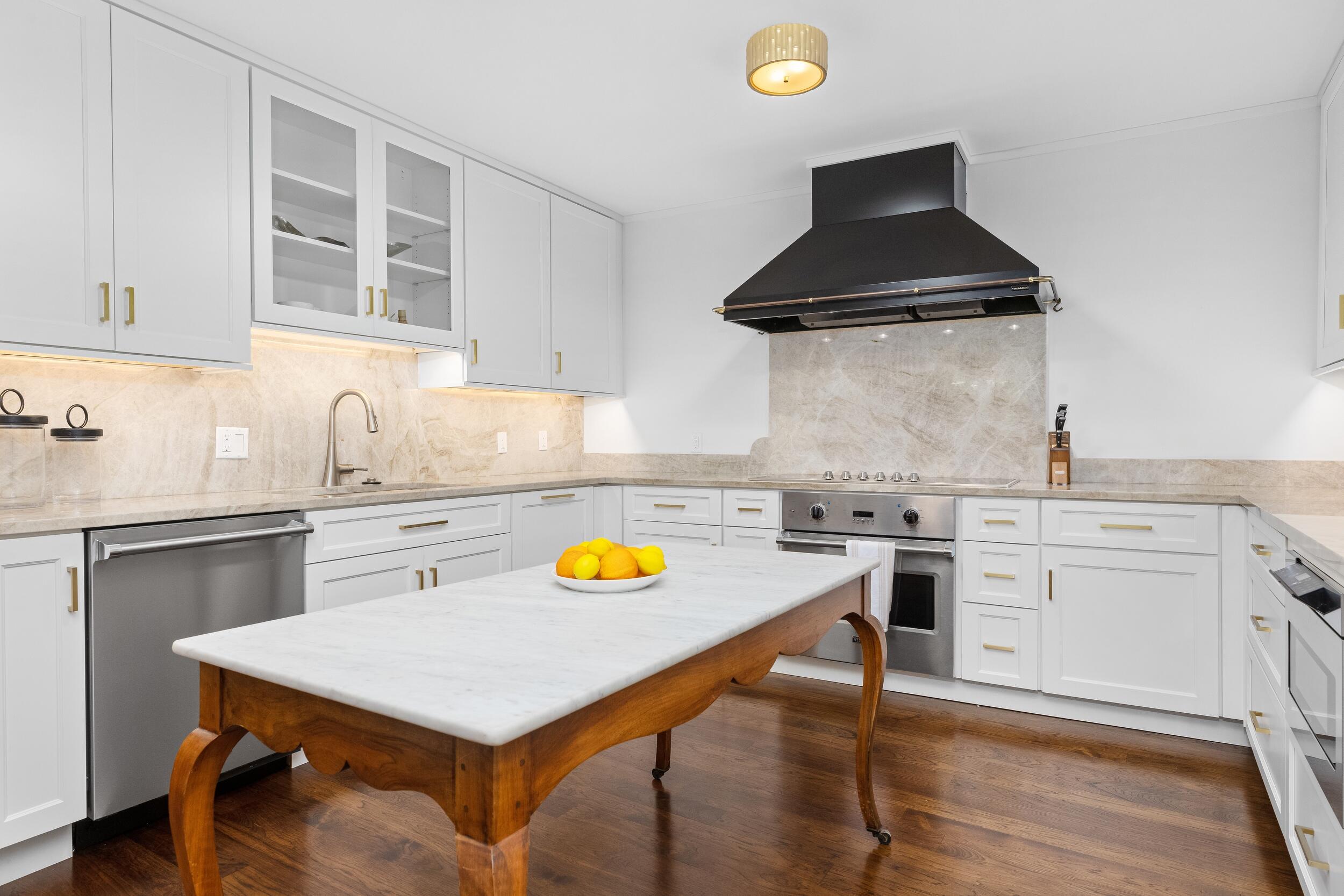 300 S Ocean #1d Palm Beach, FL 33480