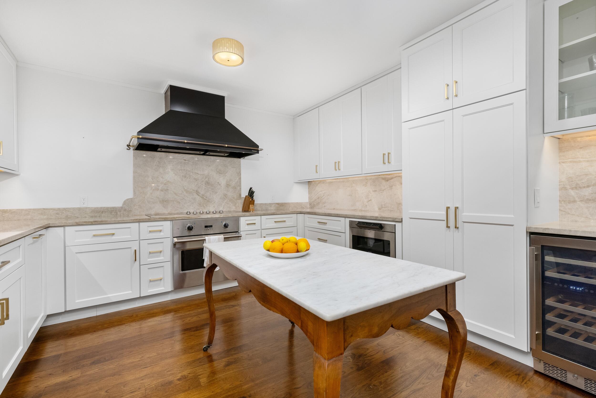 300 S Ocean #1d Palm Beach, FL 33480