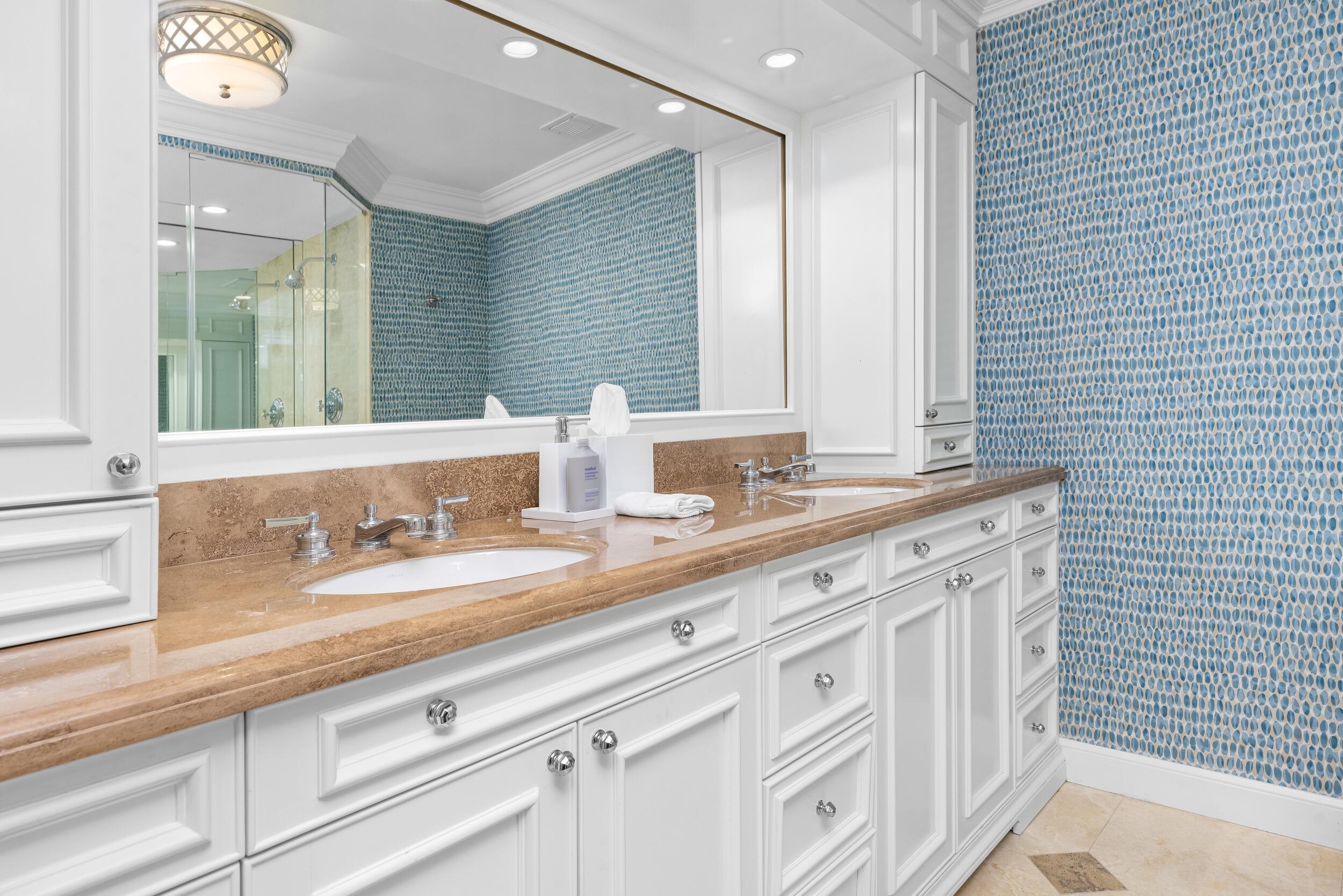 300 S Ocean #1d Palm Beach, FL 33480