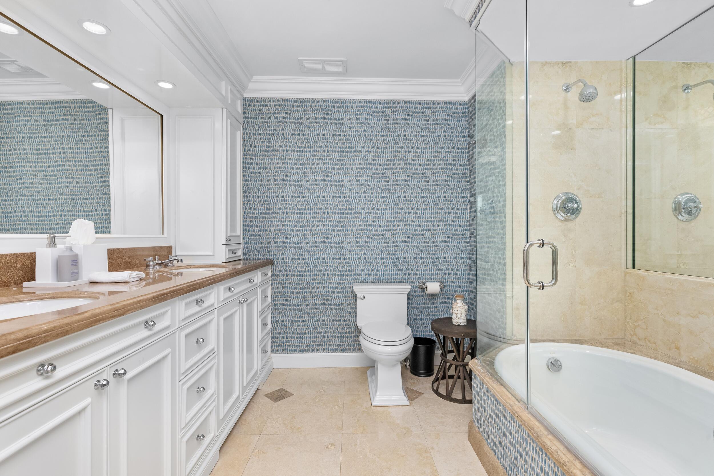 300 S Ocean #1d Palm Beach, FL 33480