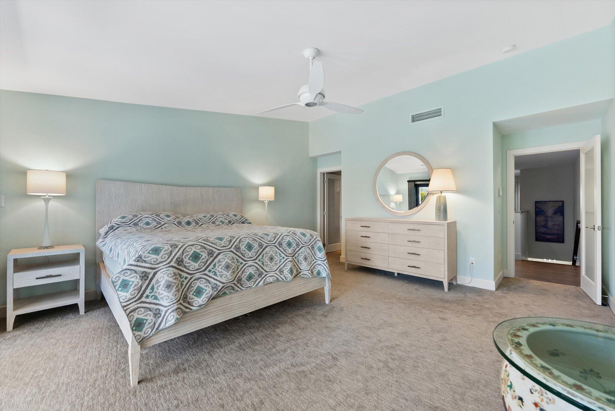 1301 N Riverside #10 Pompano Beach, FL 33062