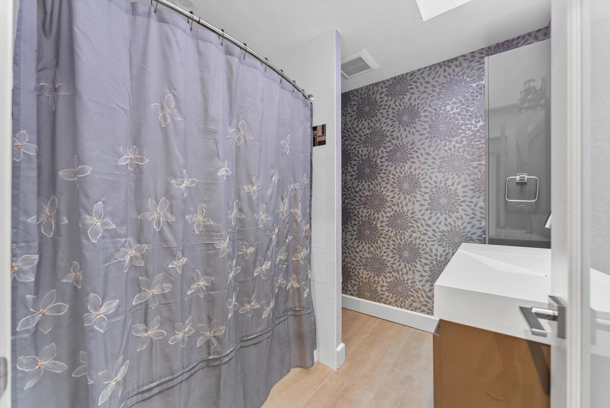 1301 N Riverside #10 Pompano Beach, FL 33062