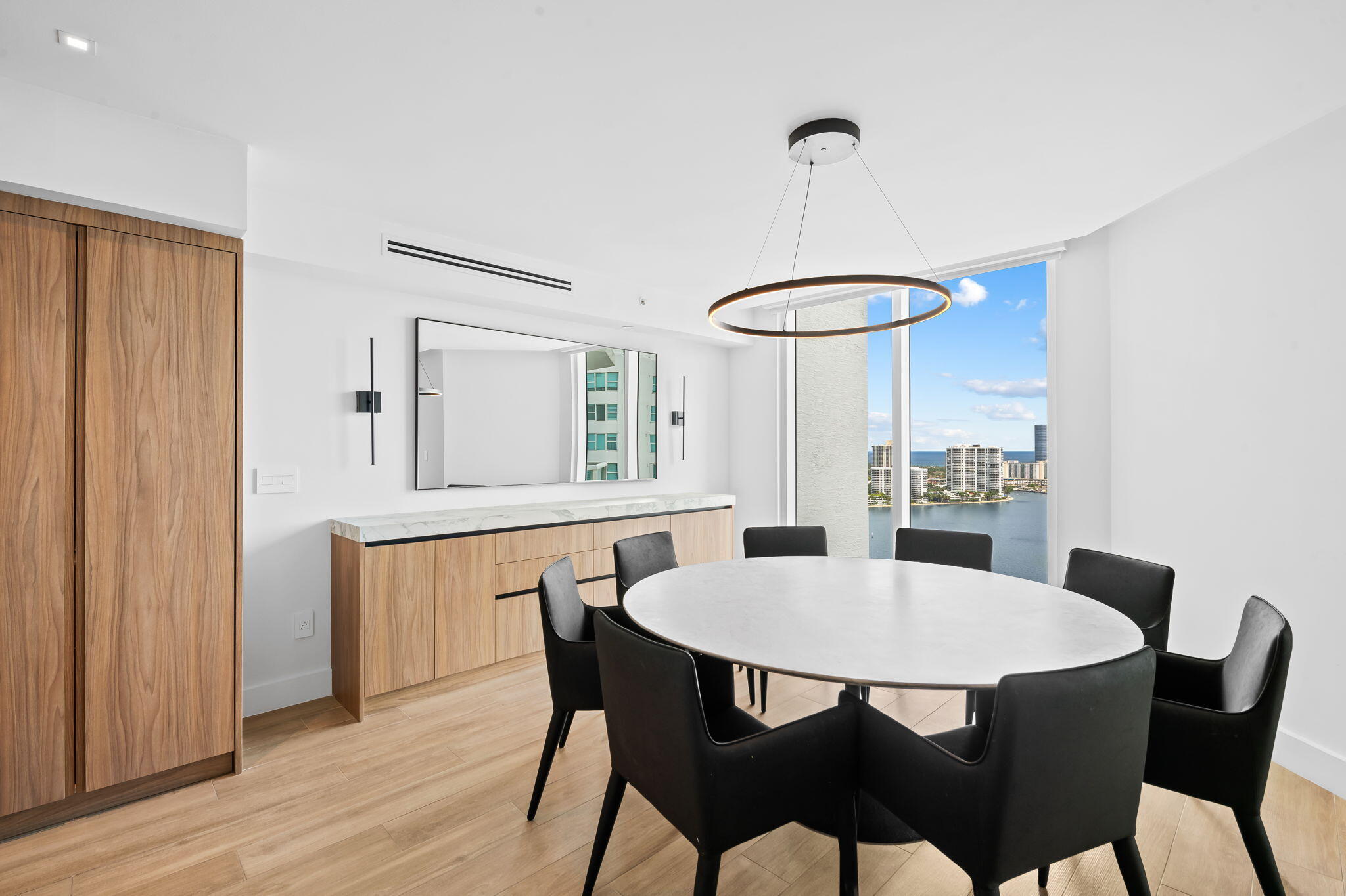 3301 NE 183rd #2906 Aventura, FL 33160