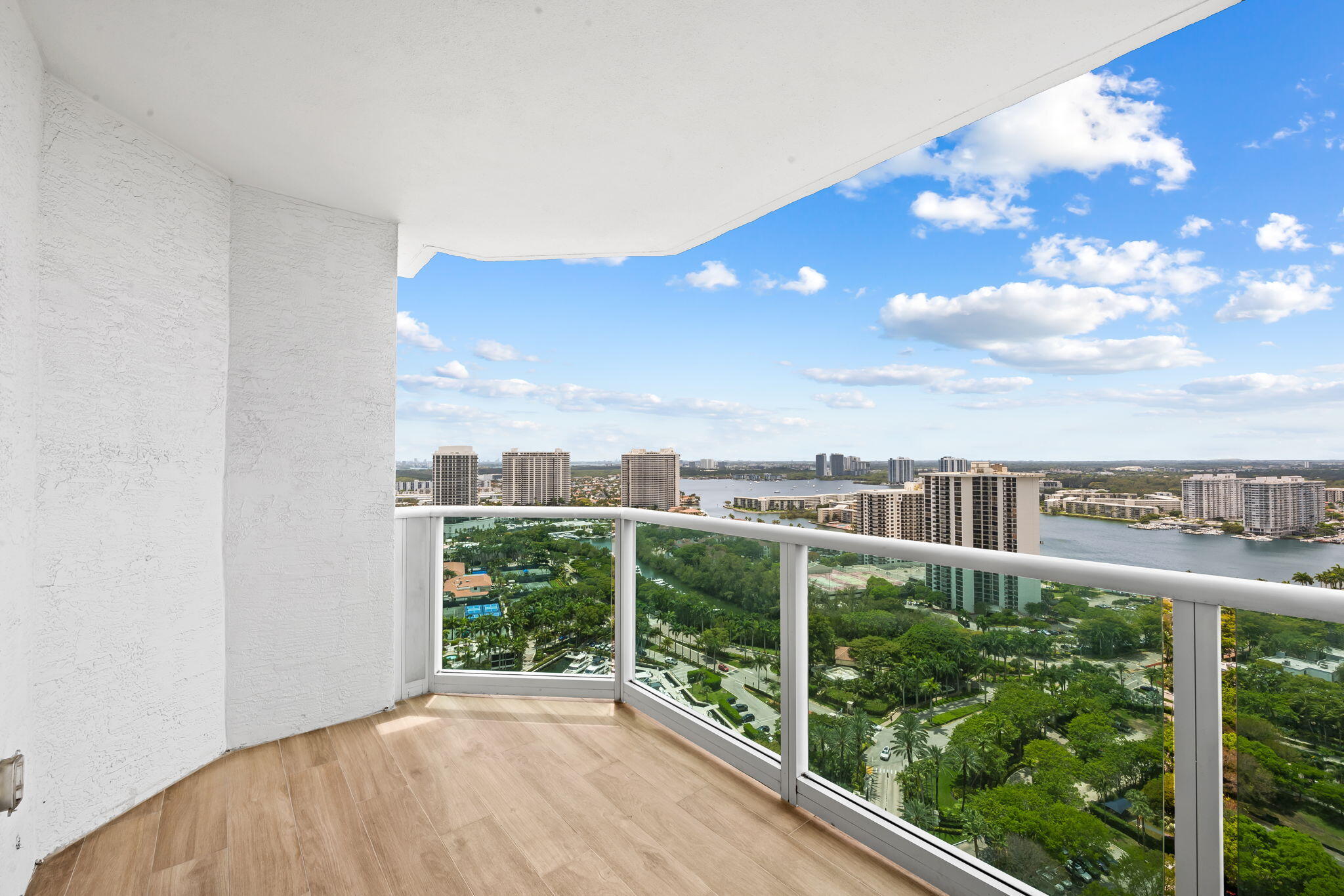 3301 NE 183rd #2906 Aventura, FL 33160