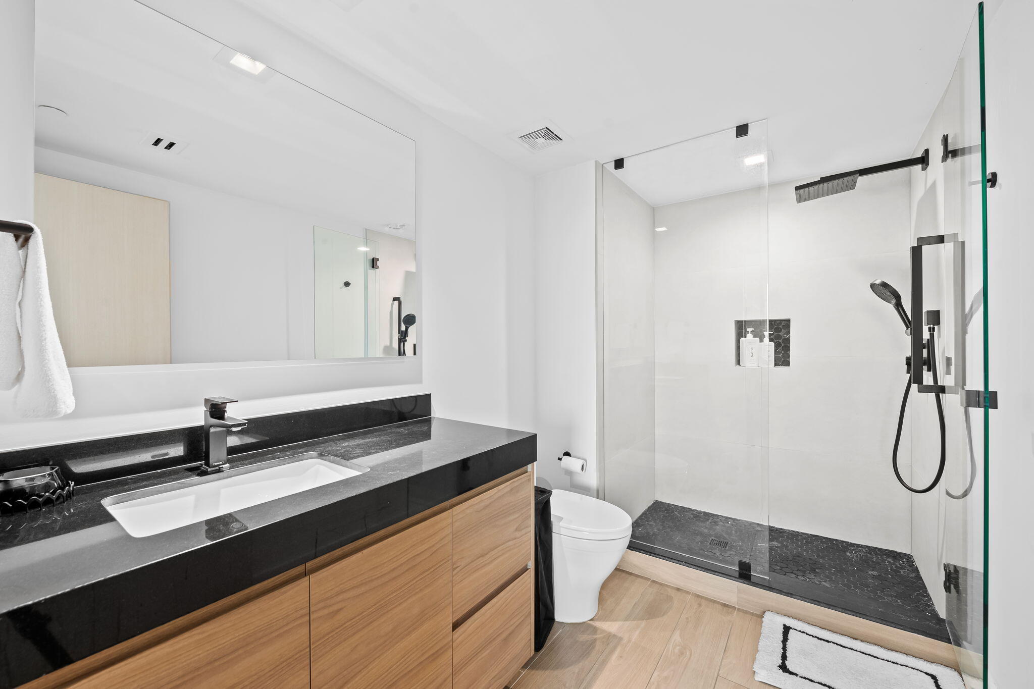 3301 NE 183rd #2906 Aventura, FL 33160