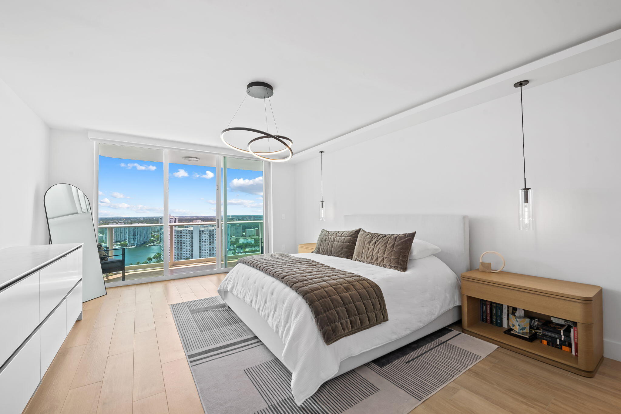 3301 NE 183rd #2906 Aventura, FL 33160