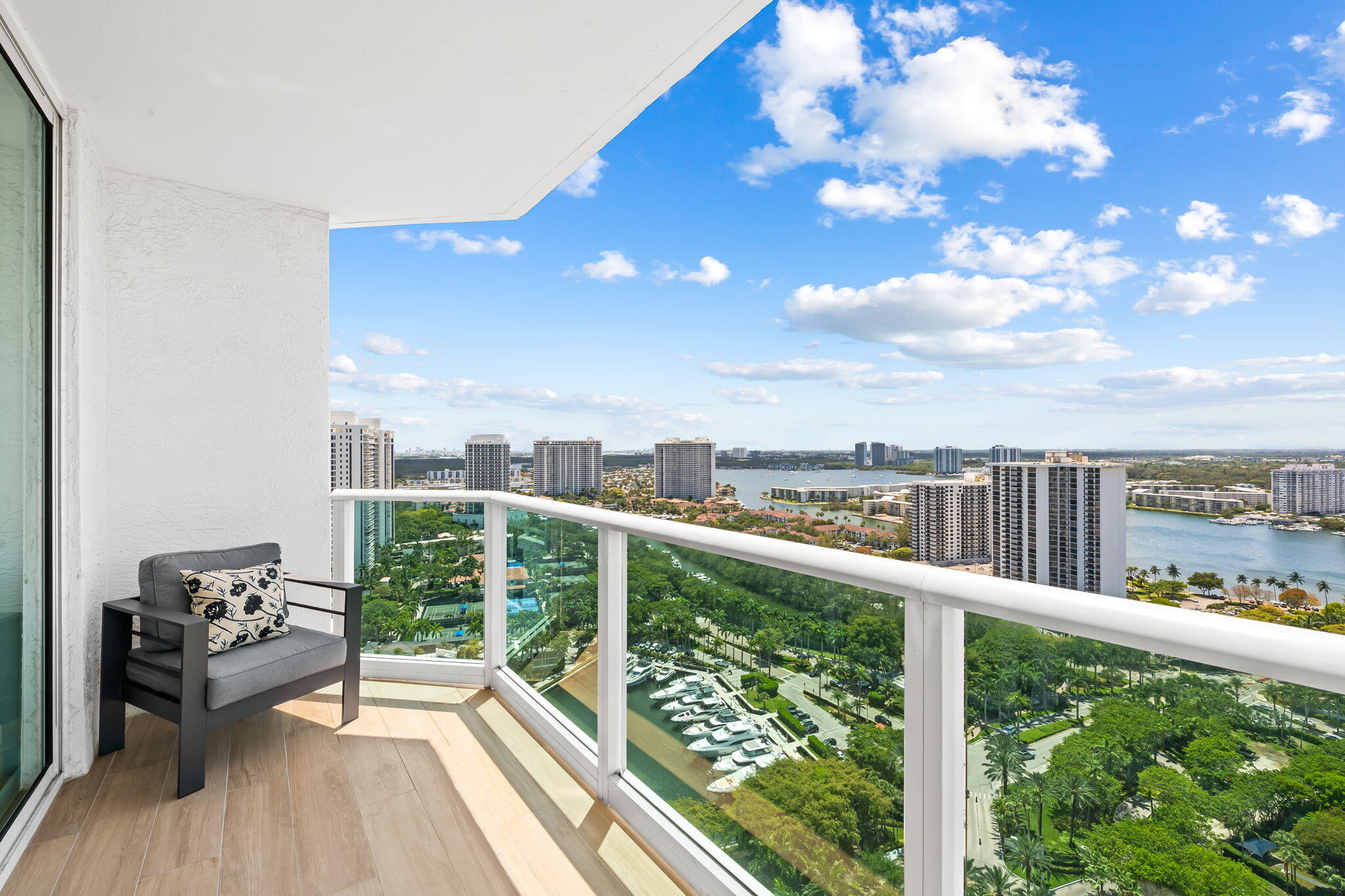 3301 NE 183rd #2906 Aventura, FL 33160