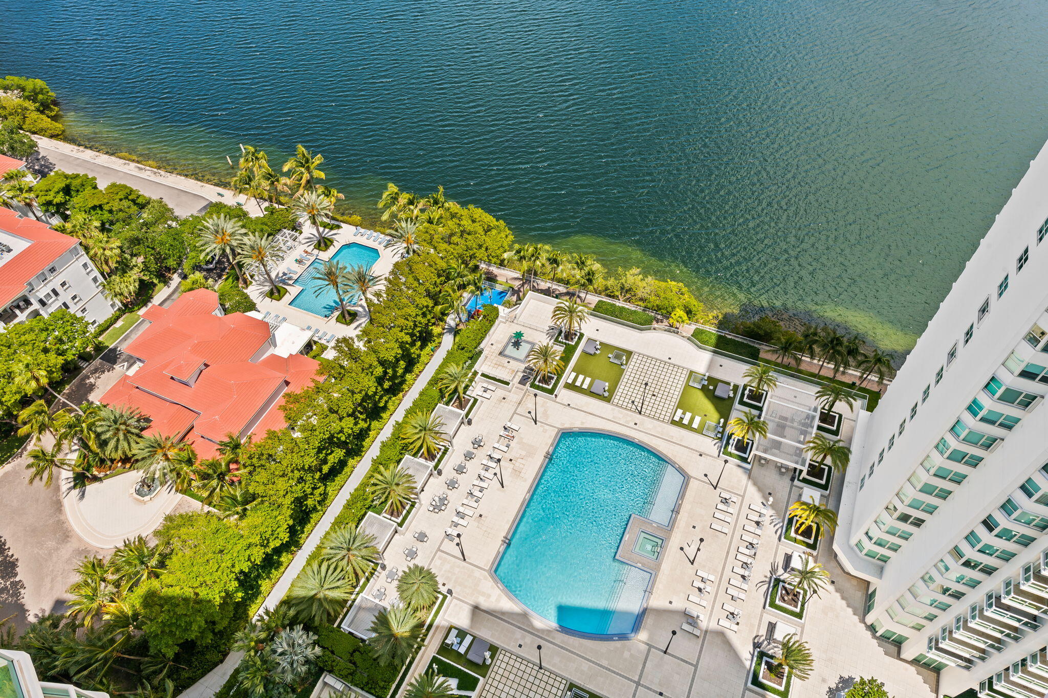 3301 NE 183rd #2906 Aventura, FL 33160